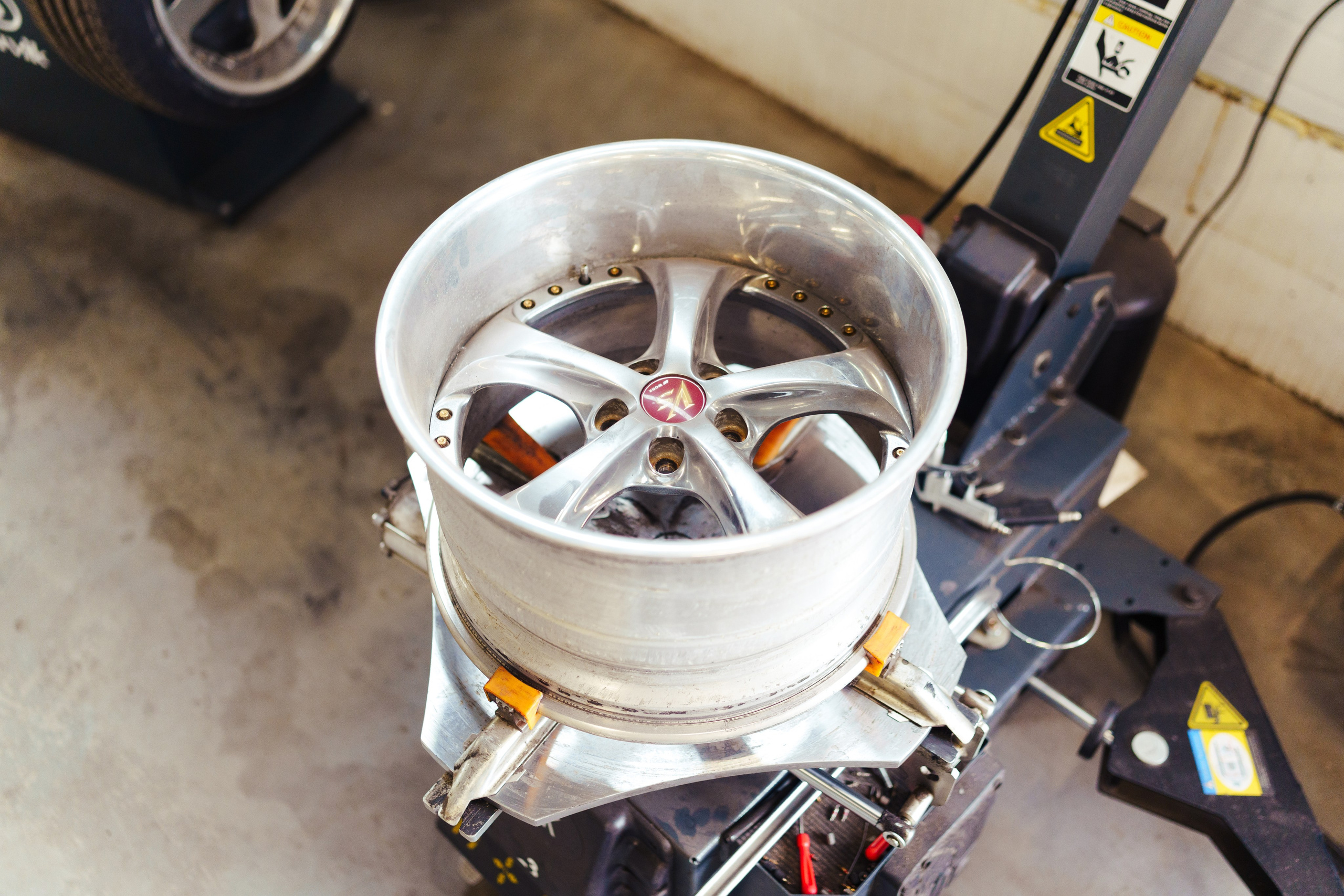 Сьемка для автосервиса РЕМСПОТ. Фотограф в СПБ Алмаз Камаев