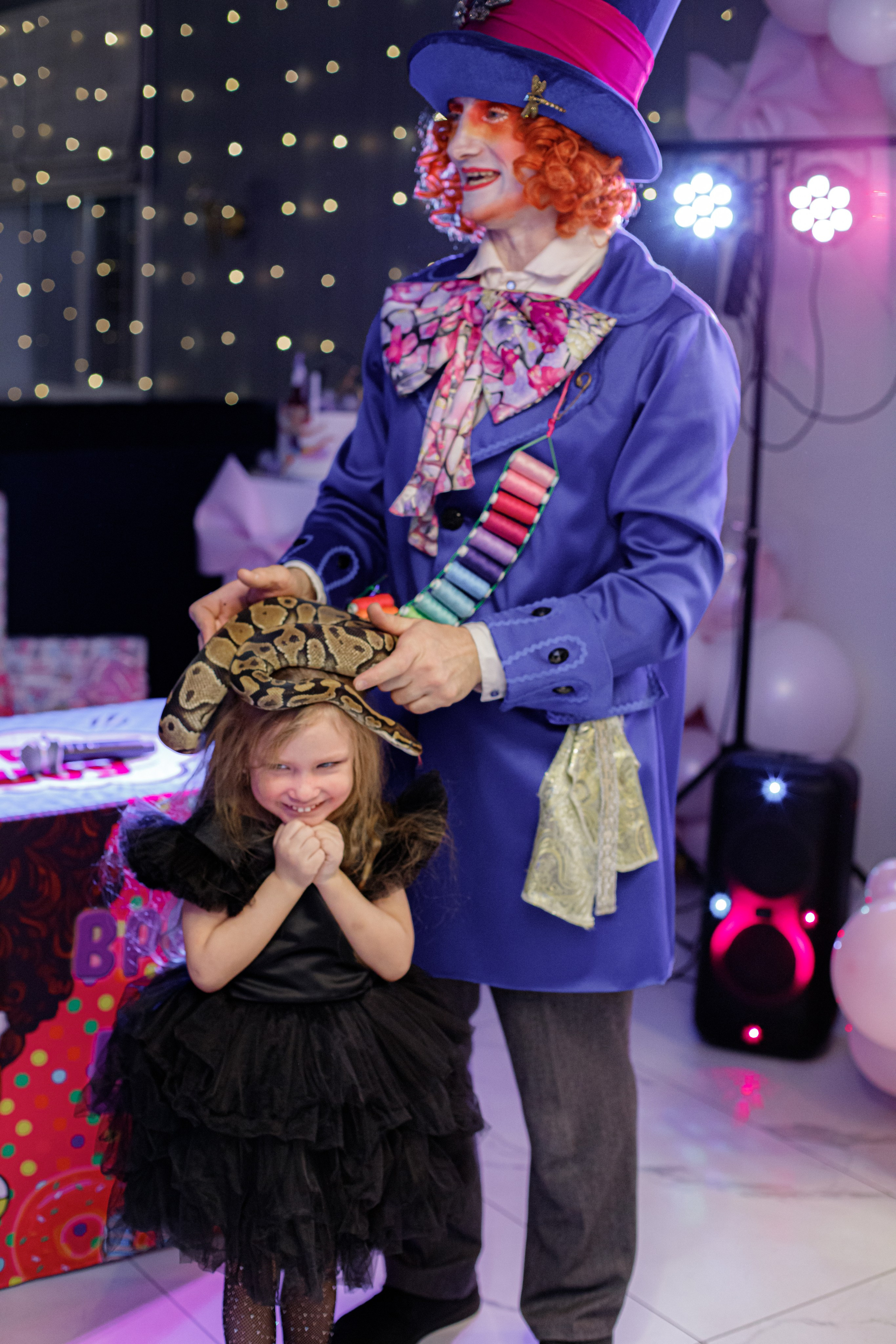 ASIA'S BIRTHDAY PARTY. Photokarish