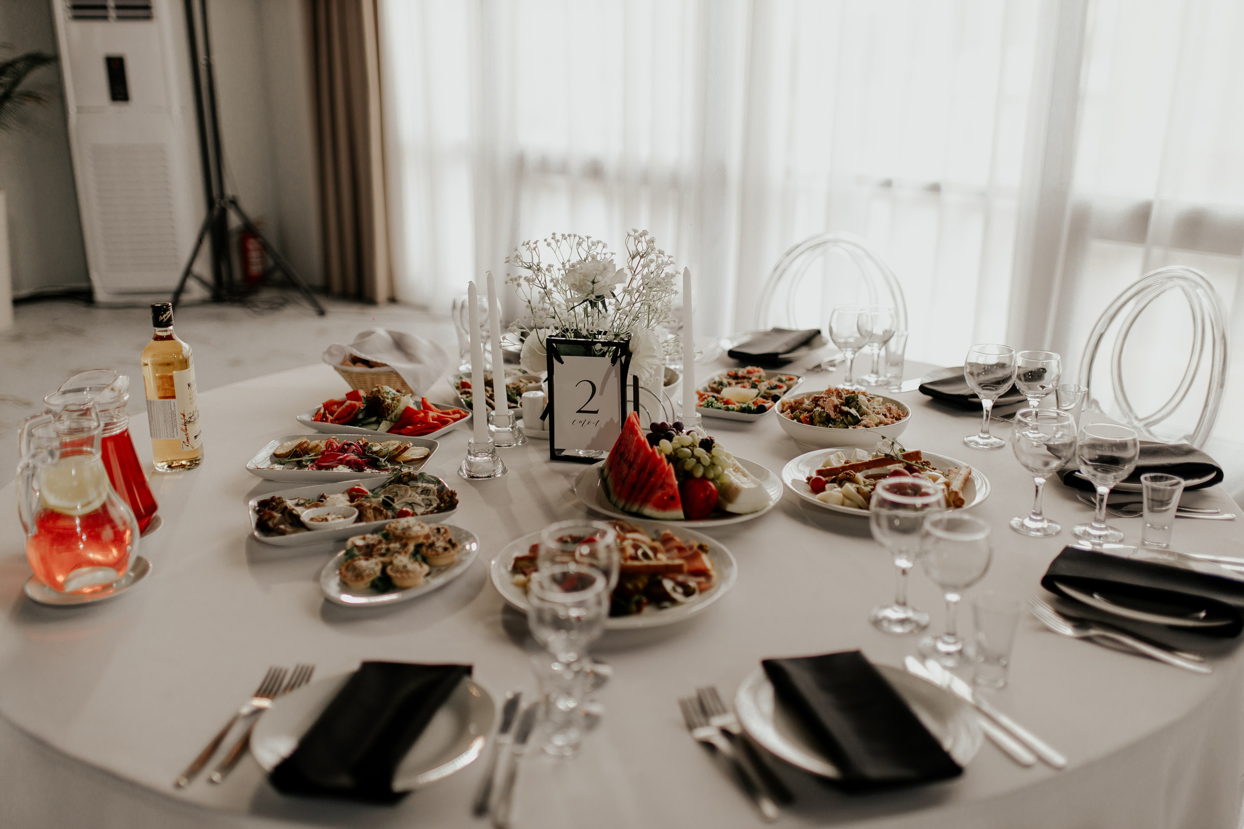 Свадебный банкет в Санкт-Петербурге — Трогательная фотосессия с родными и лавстори. Фотограф в Санкт-Петербурге Лиза Семченкова