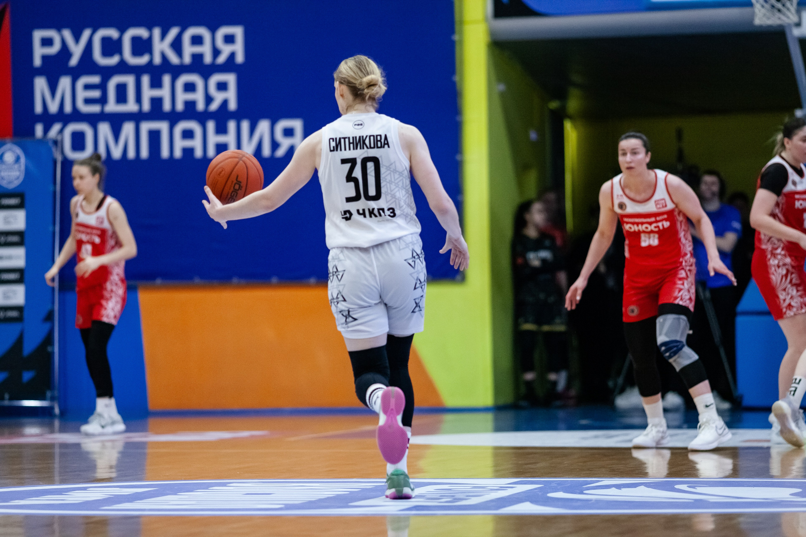 Славянка — Юность. Фотография