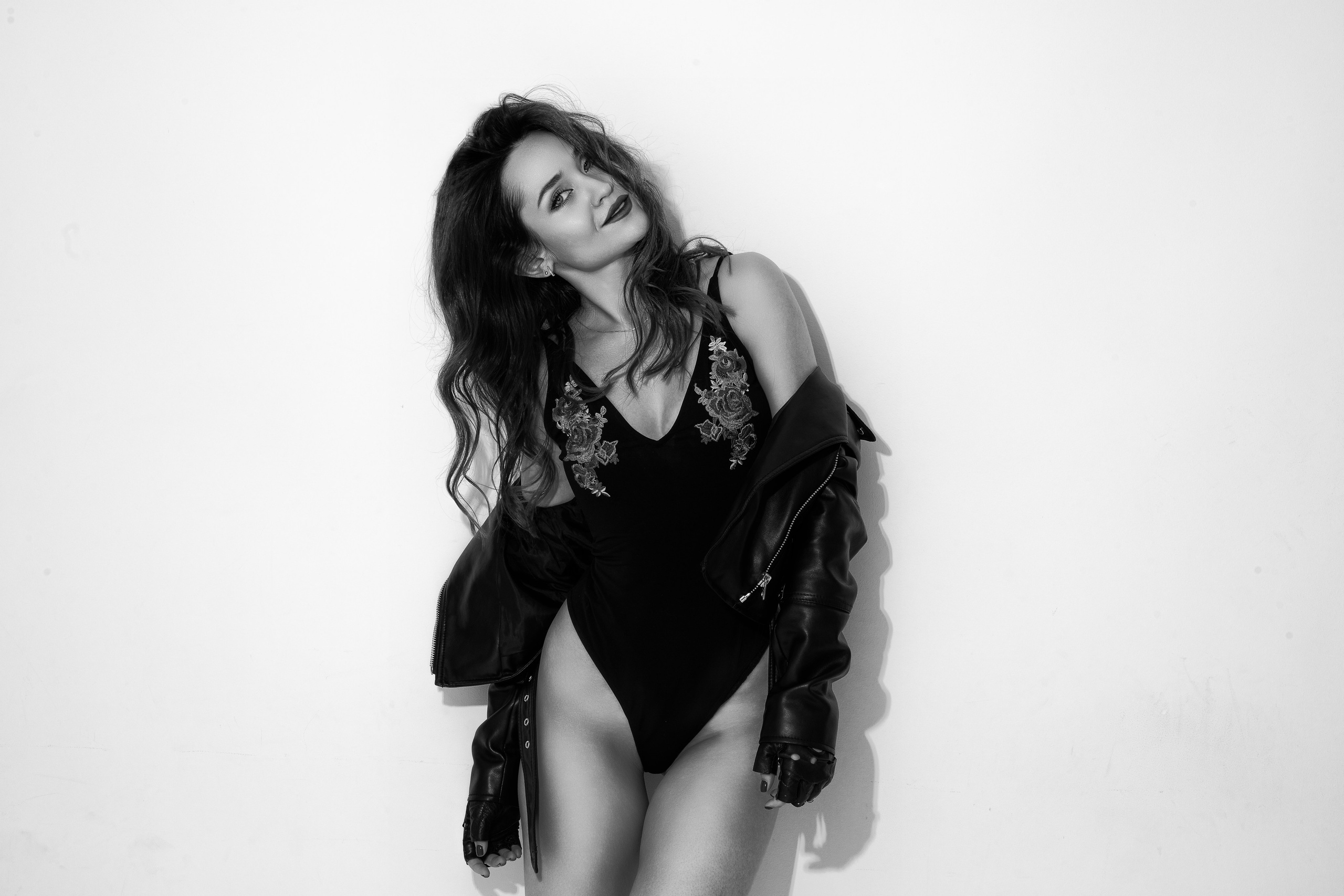 Студийный фотосет с Еленой в интерьере и на циклораме в формате для «себя»