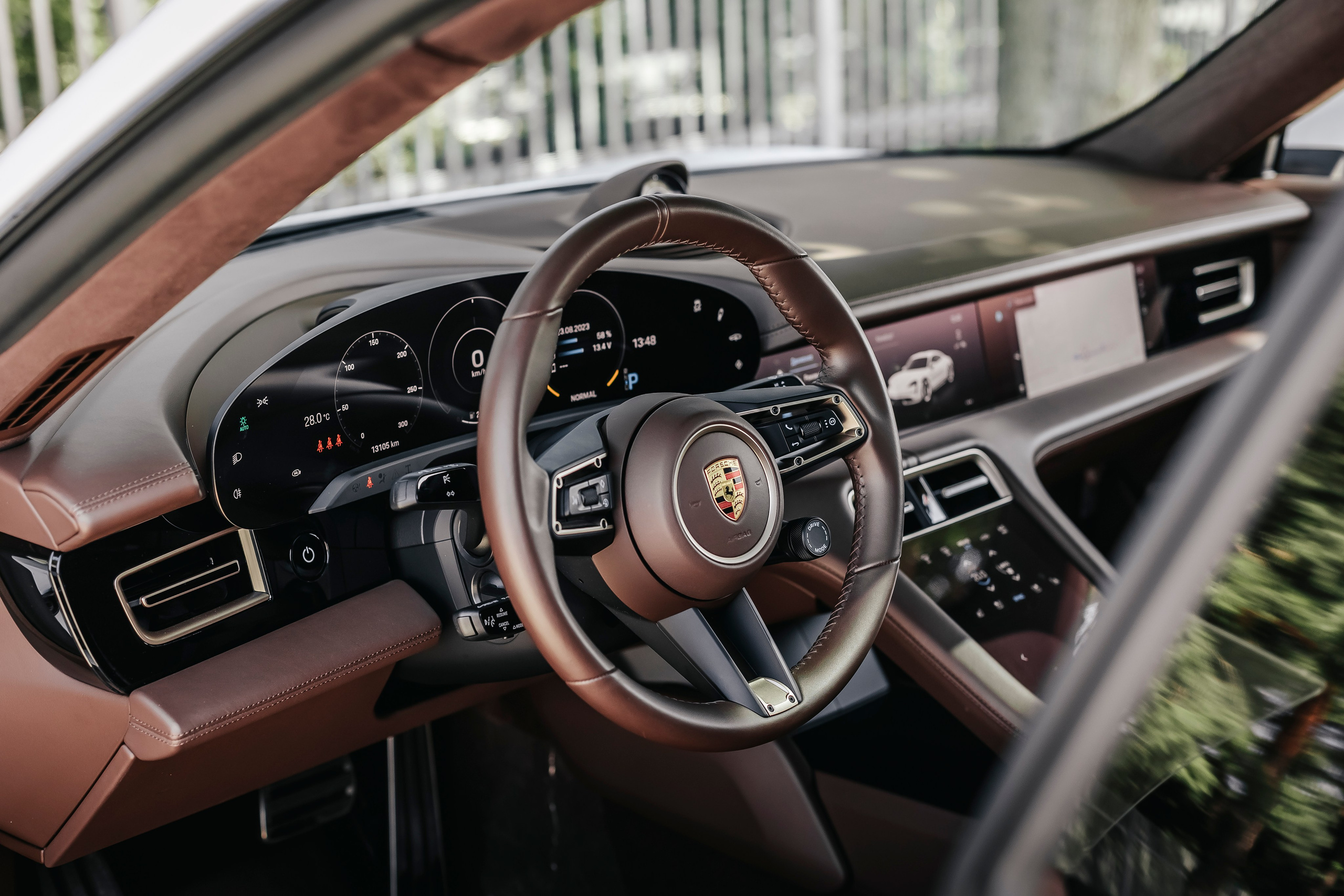 Porsche Taycan Turbo. Автомобильный фотограф, видеограф в Краснодаре Левшакова Анжелика