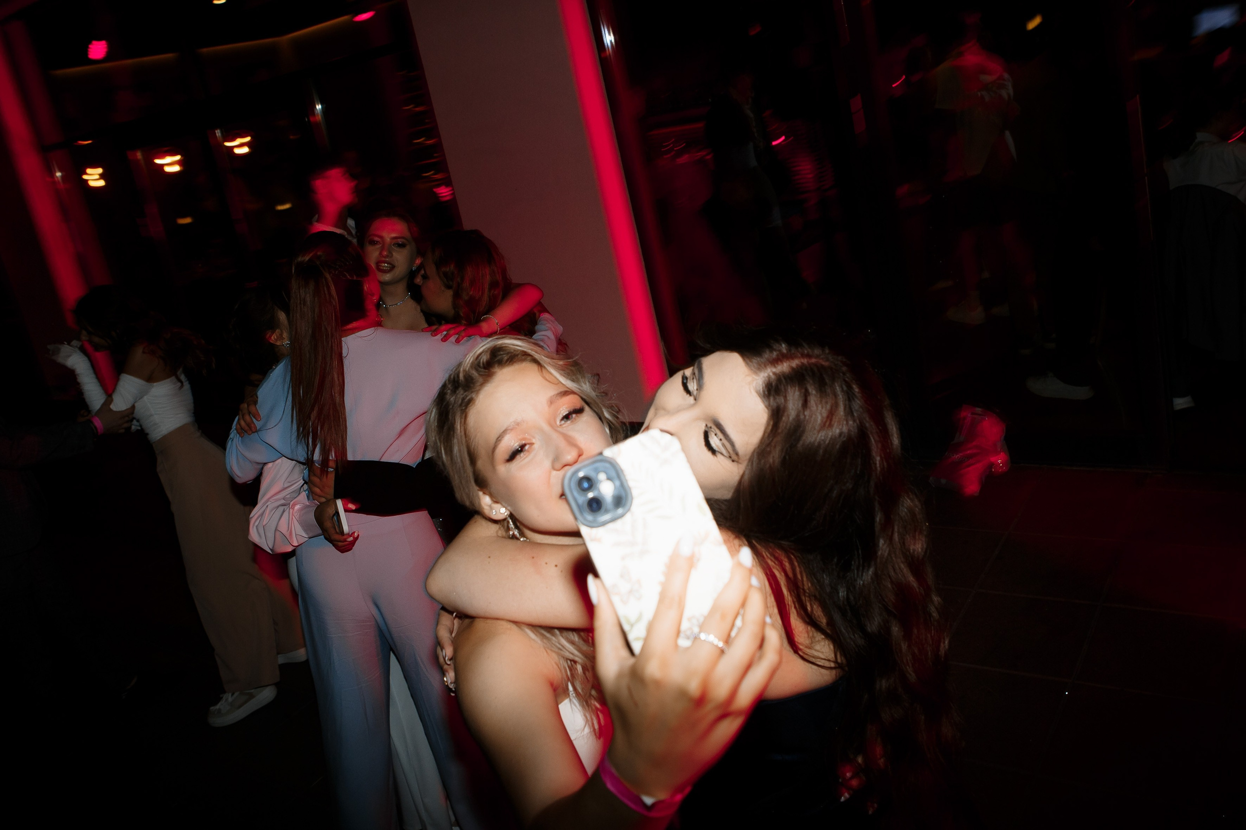 Выпускной Гимназия 12 2024 OpenHouse. Свадебный и портретный Фотограф в Липецке Дмитрий Котюков