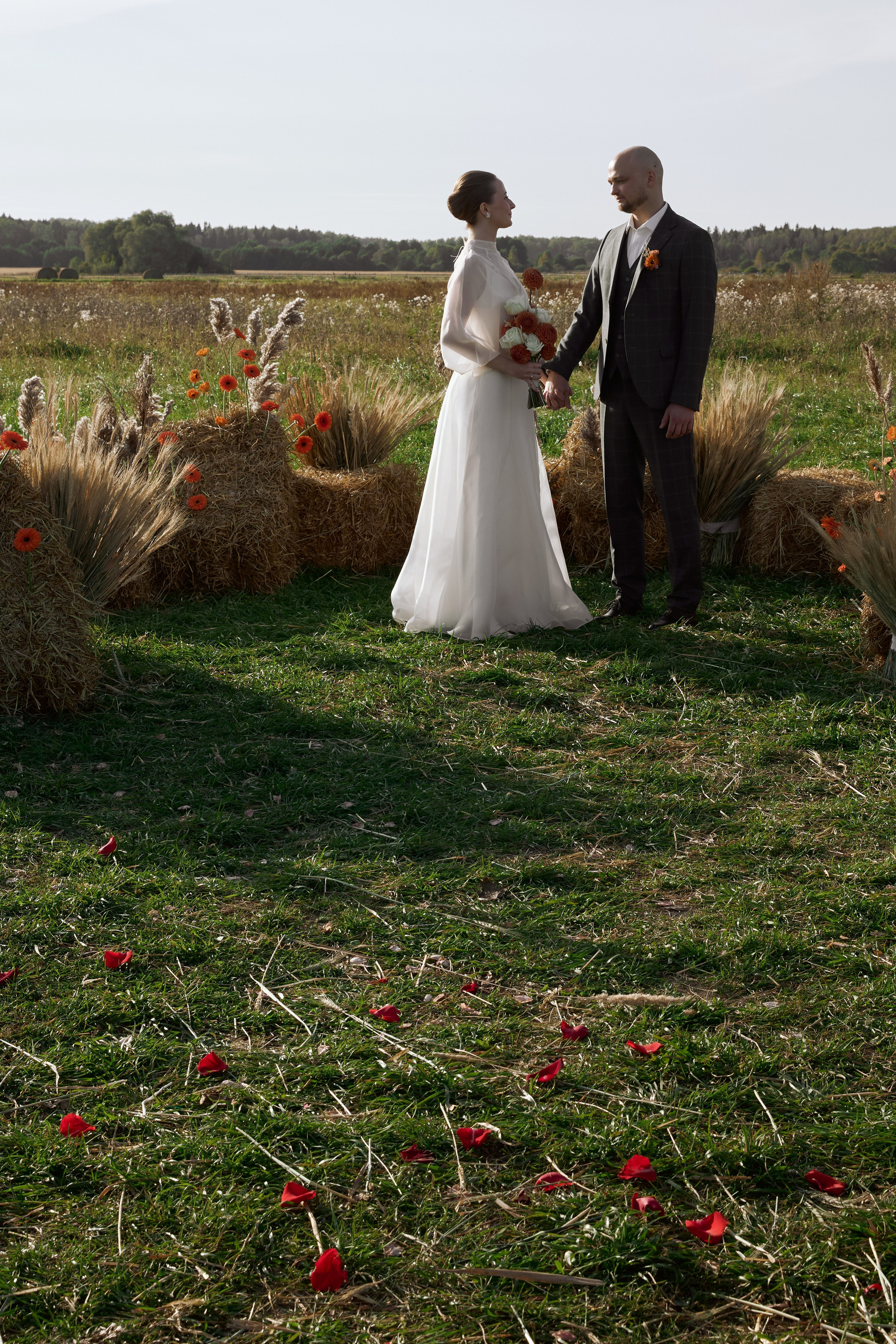 I & E. Anastasia Jes