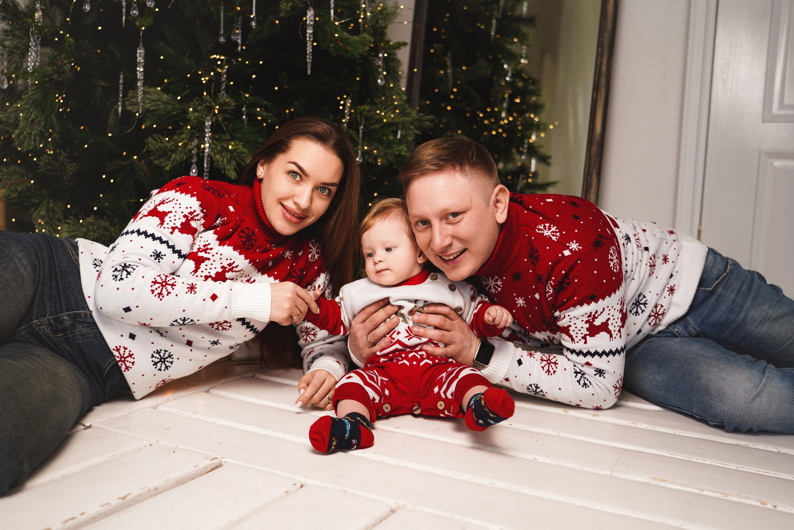 Семейная фотосессия в студии Blanc. Свадебный фотограф в Ростове-на-Дону. Таинство Крещения и Венчания, семейные фотосессии. Алёна Чёботова