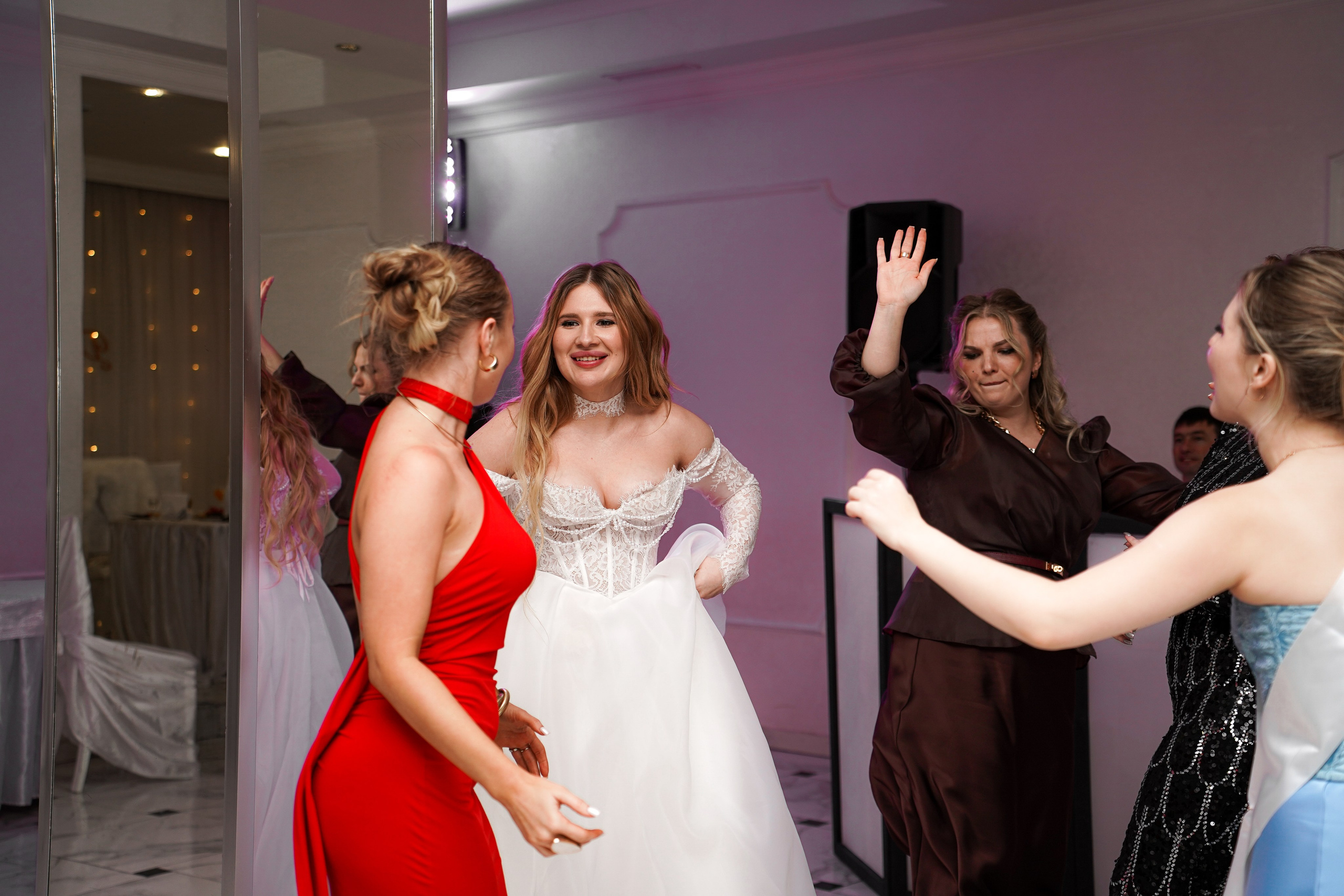 Свадебный банкет в ресторане «Верона». Свадебный фотограф в Ростове-на-Дону. Таинство Крещения и Венчания, семейные фотосессии. Алёна Чёботова