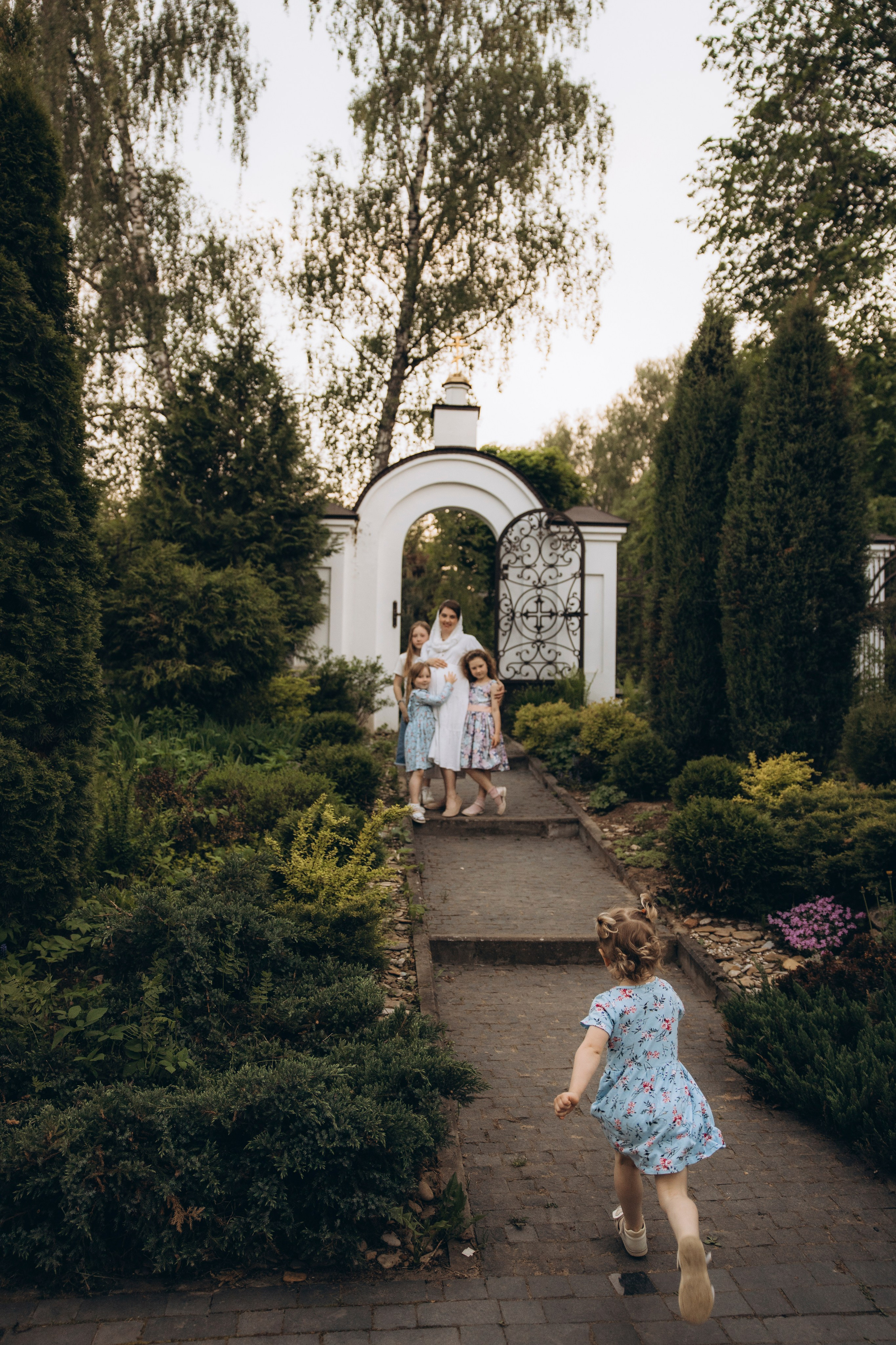 Фотосъемка для выставки (май, 2026 г.), с. Кутепо (Калужская обл.). Надежда Стар семейный и церковный фотограф в Жукове и Калужской области