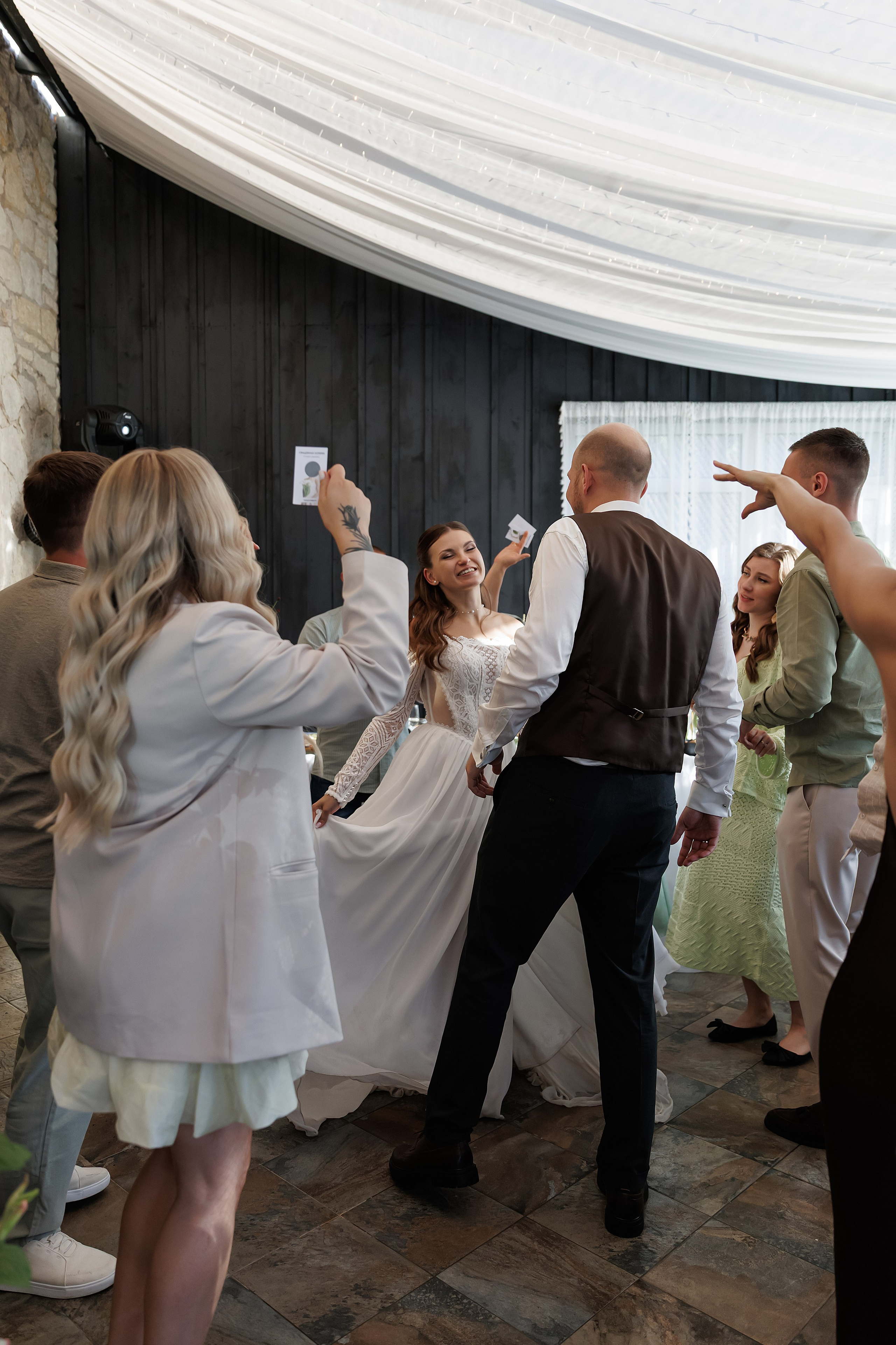 Ирина и Роман. Свадебный фотограф в Пскове и Санкт-Петербурге | Анна Голикова