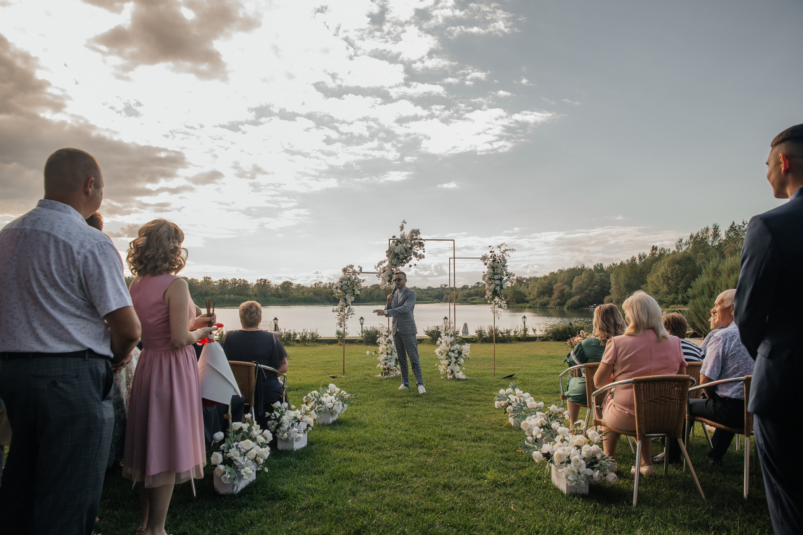 Wedding «Sunlight». Свадебные фотограф и видеограф Наталья и Анатолий Новиковы СПб