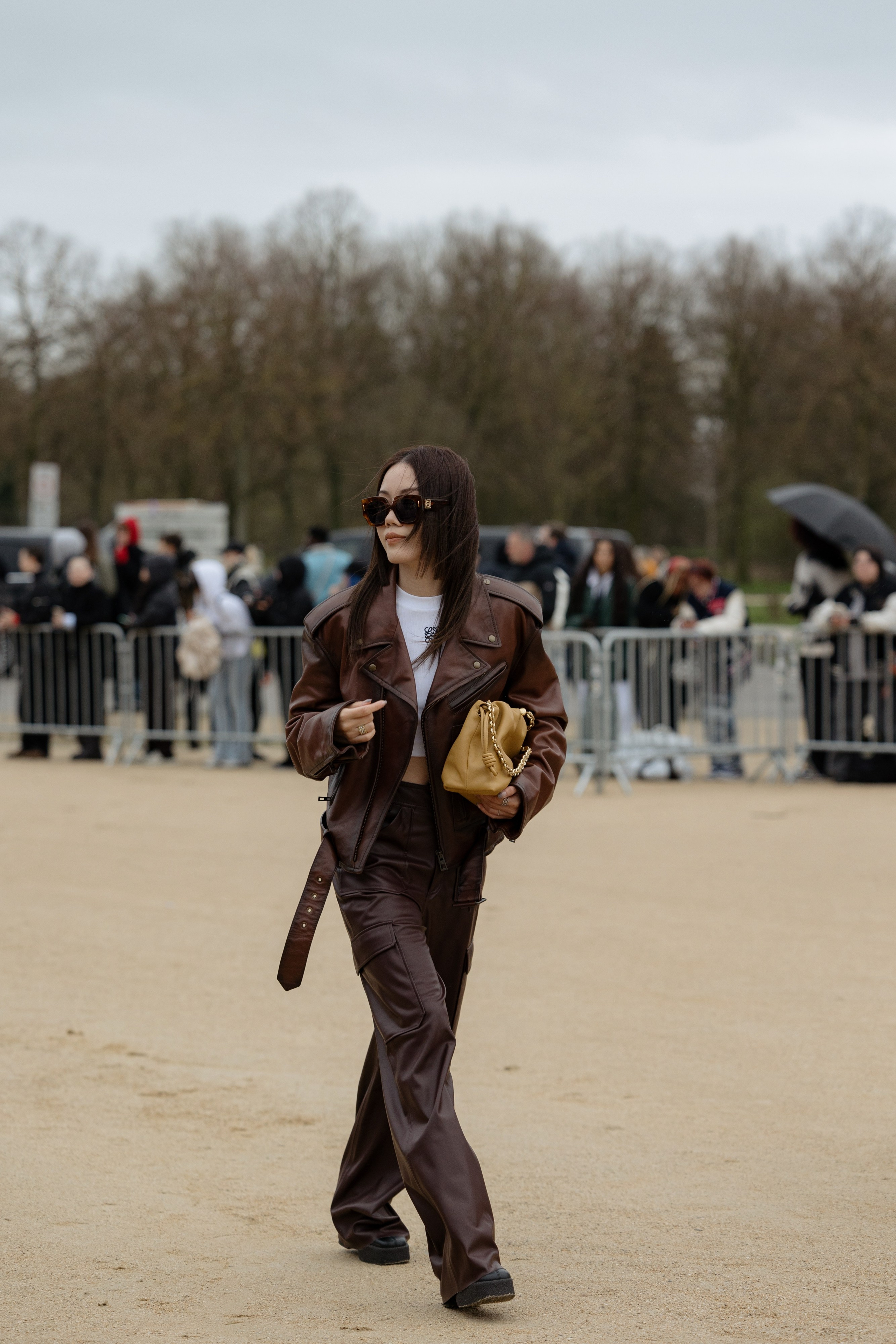LOEWE PFW WOMENSWEAR FALL-WINTER 24/25. Photographer in Milan Ivan Goncharov