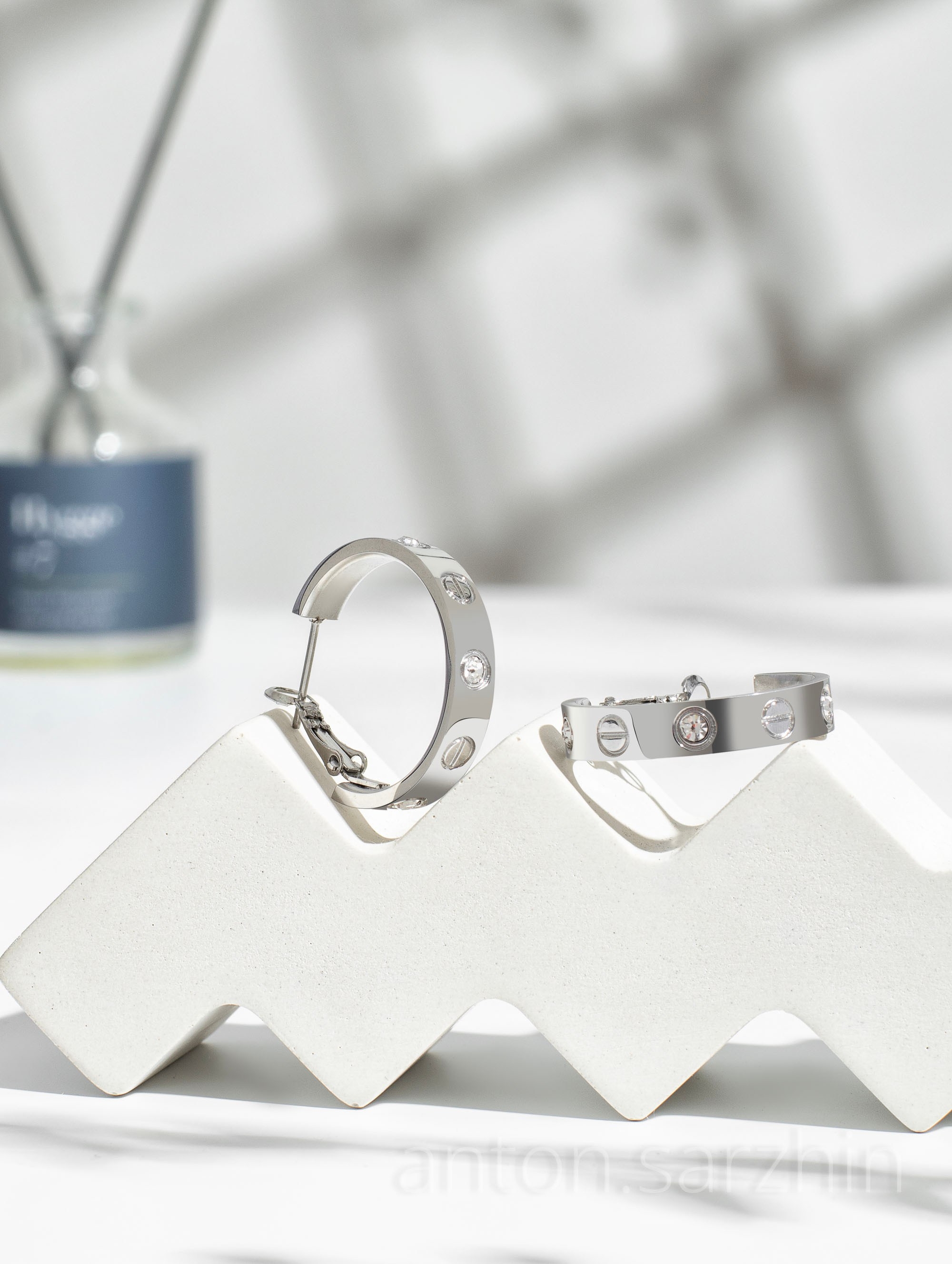 Съемка в интерьере серьг