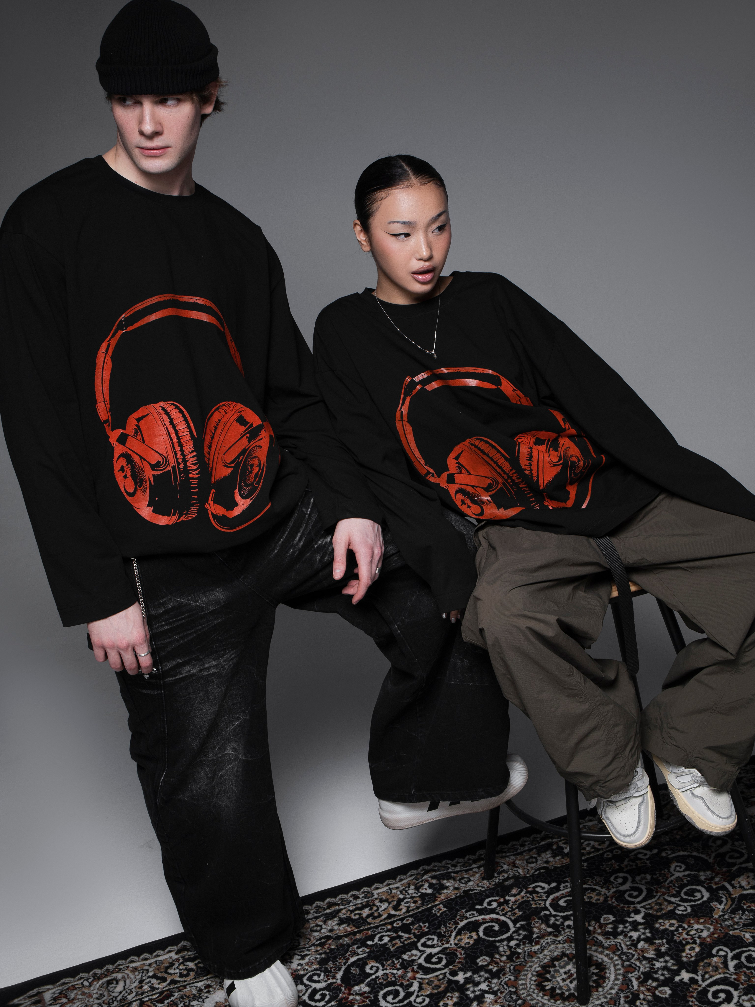 КАТАЛОГ | серый фон. RUNA production — стильные съемки для брендов