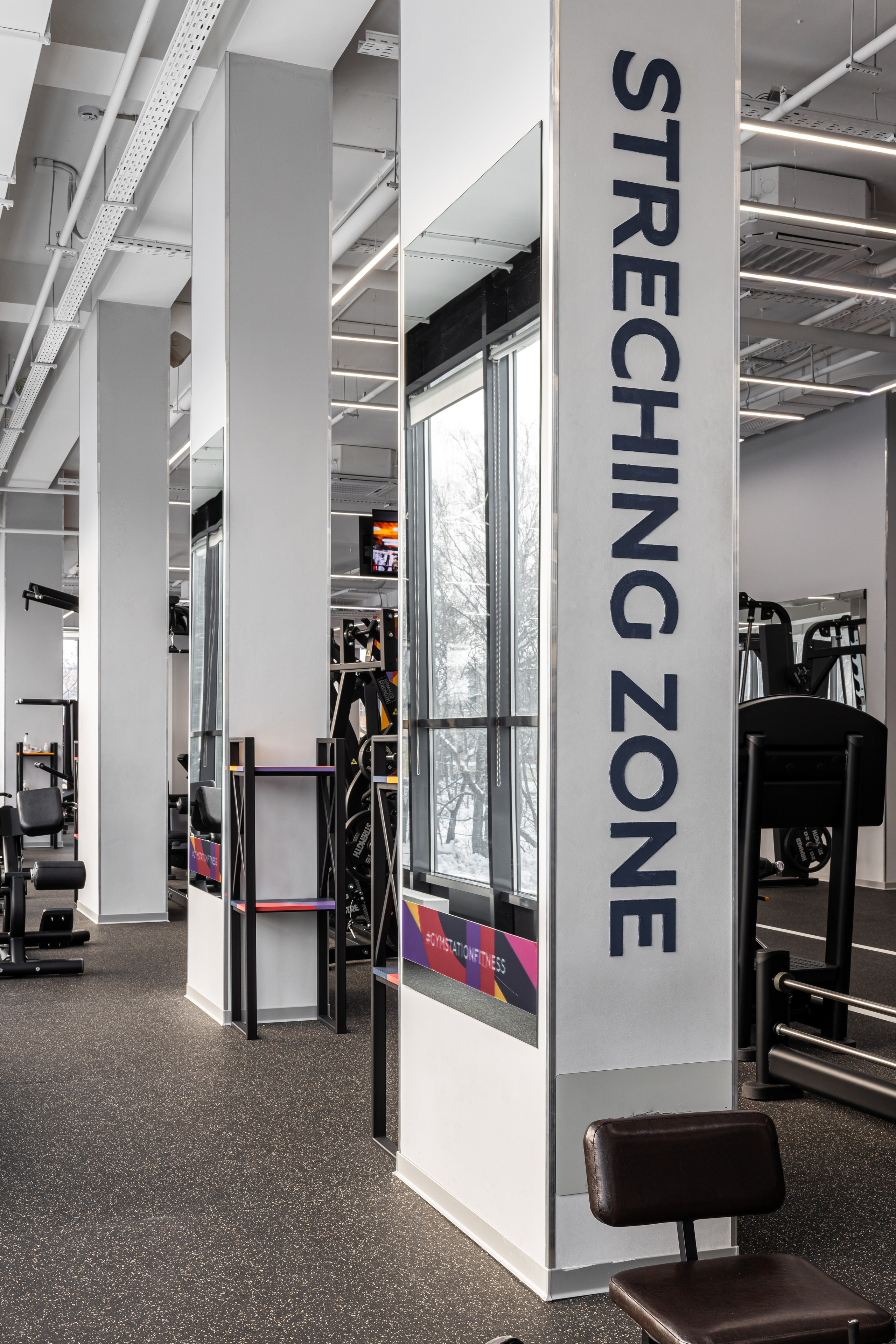 Фитнес-клуб Gym Station, г. Киров. Дизайнер Екатерина Рыблева. Иван Благушин. Интерьерный и архитектурный фотограф в Москве и Санкт-Петербурге