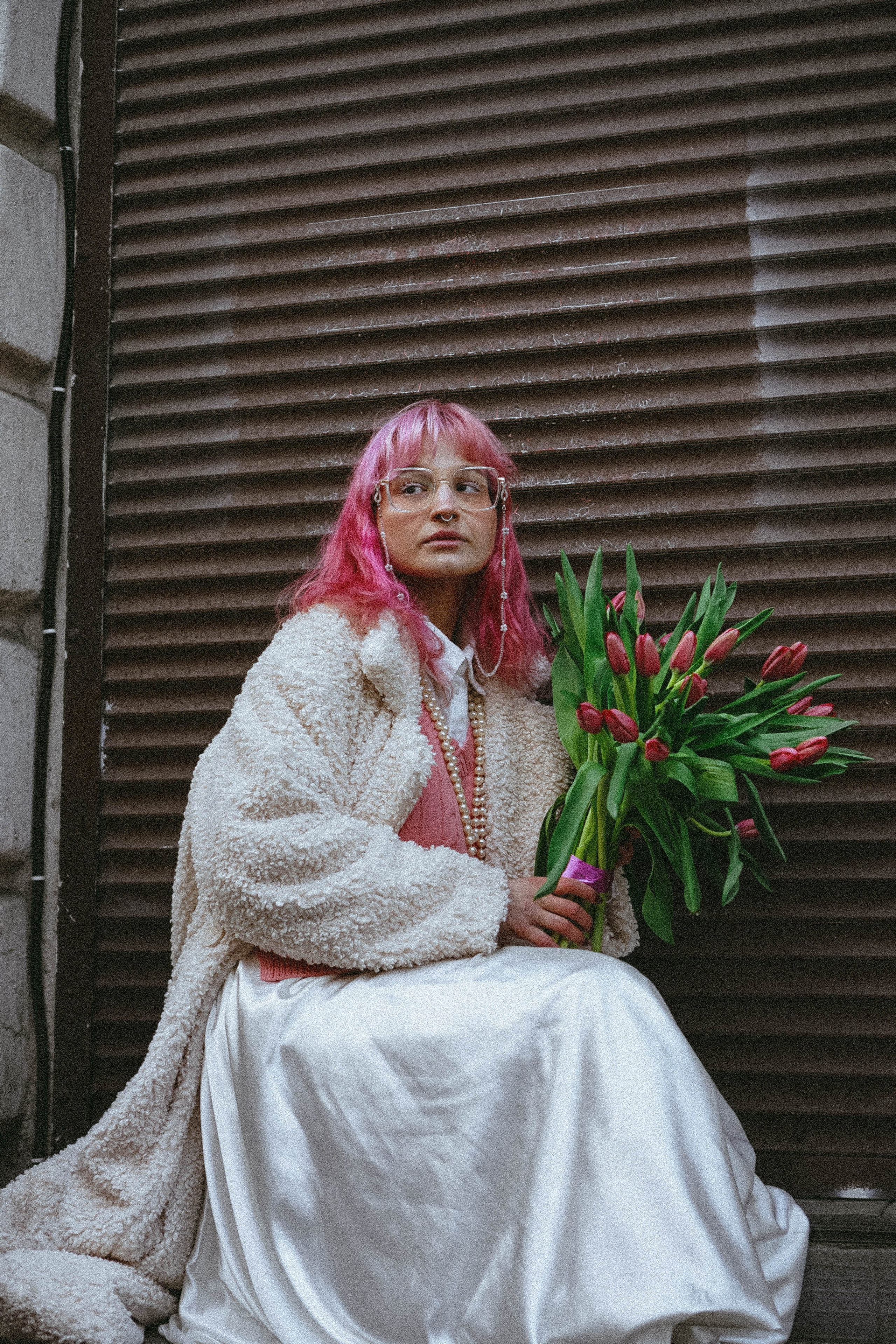 Прогулочная фотосессия с тюльпанами. Профессиональный фотограф, Санкт-Петербург — Виктория Богомолова