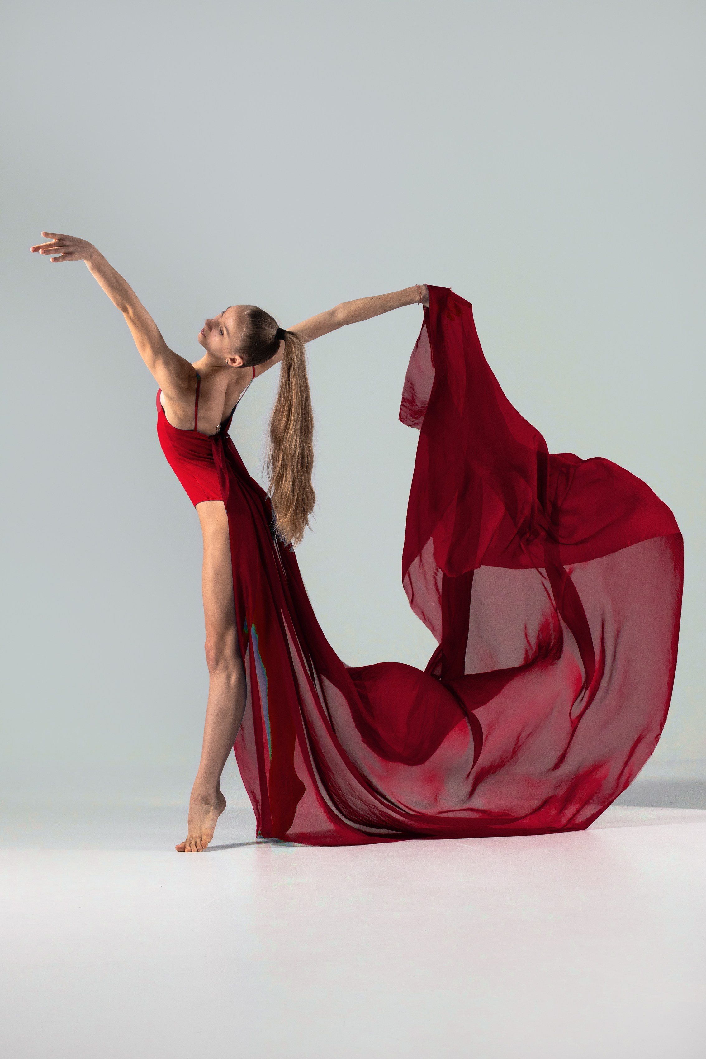 Съемка с тканью. Sport Art Photographer Moscow