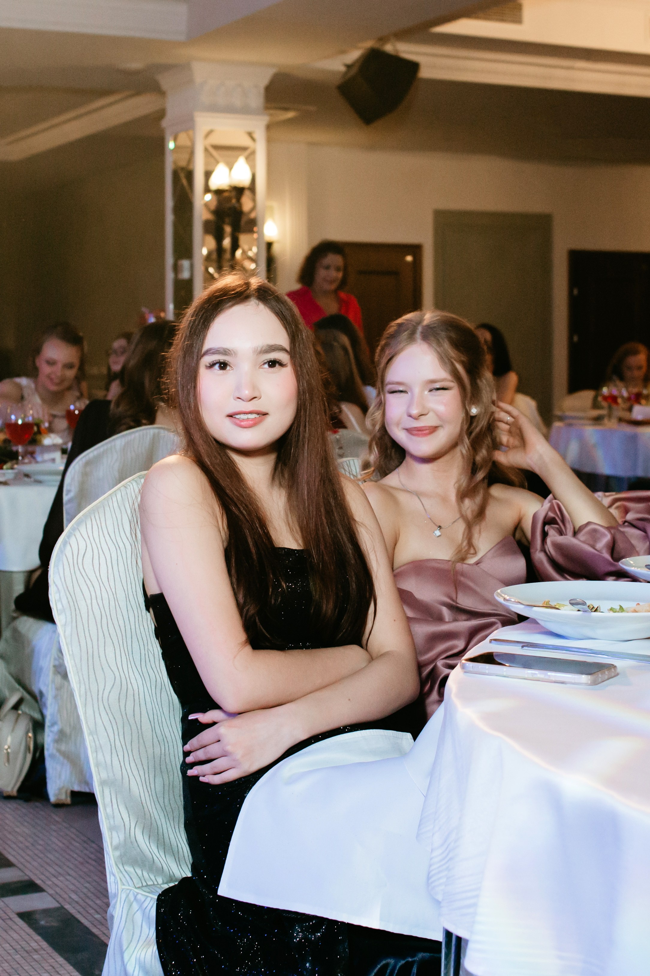 Выпускной 2025 (9класс) 124 школа. Фотограф в Челябинске Ополихина Анна