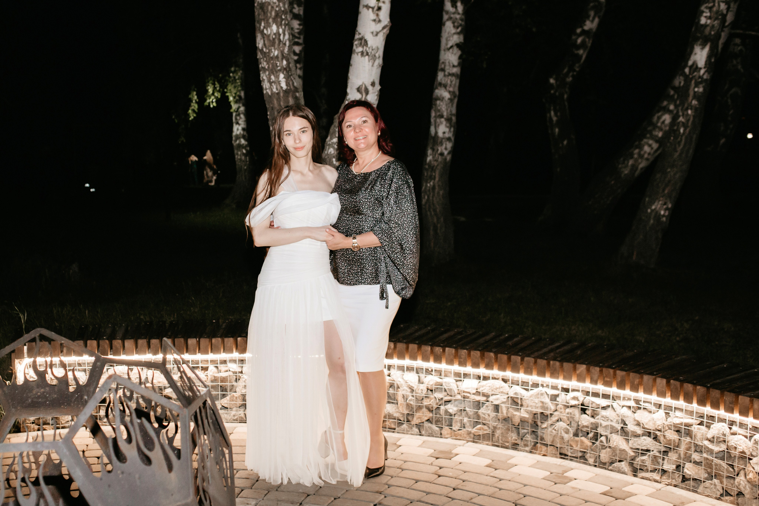 Выпускной 2025 (41 школа) 11 класс. Фотограф в Челябинске Ополихина Анна