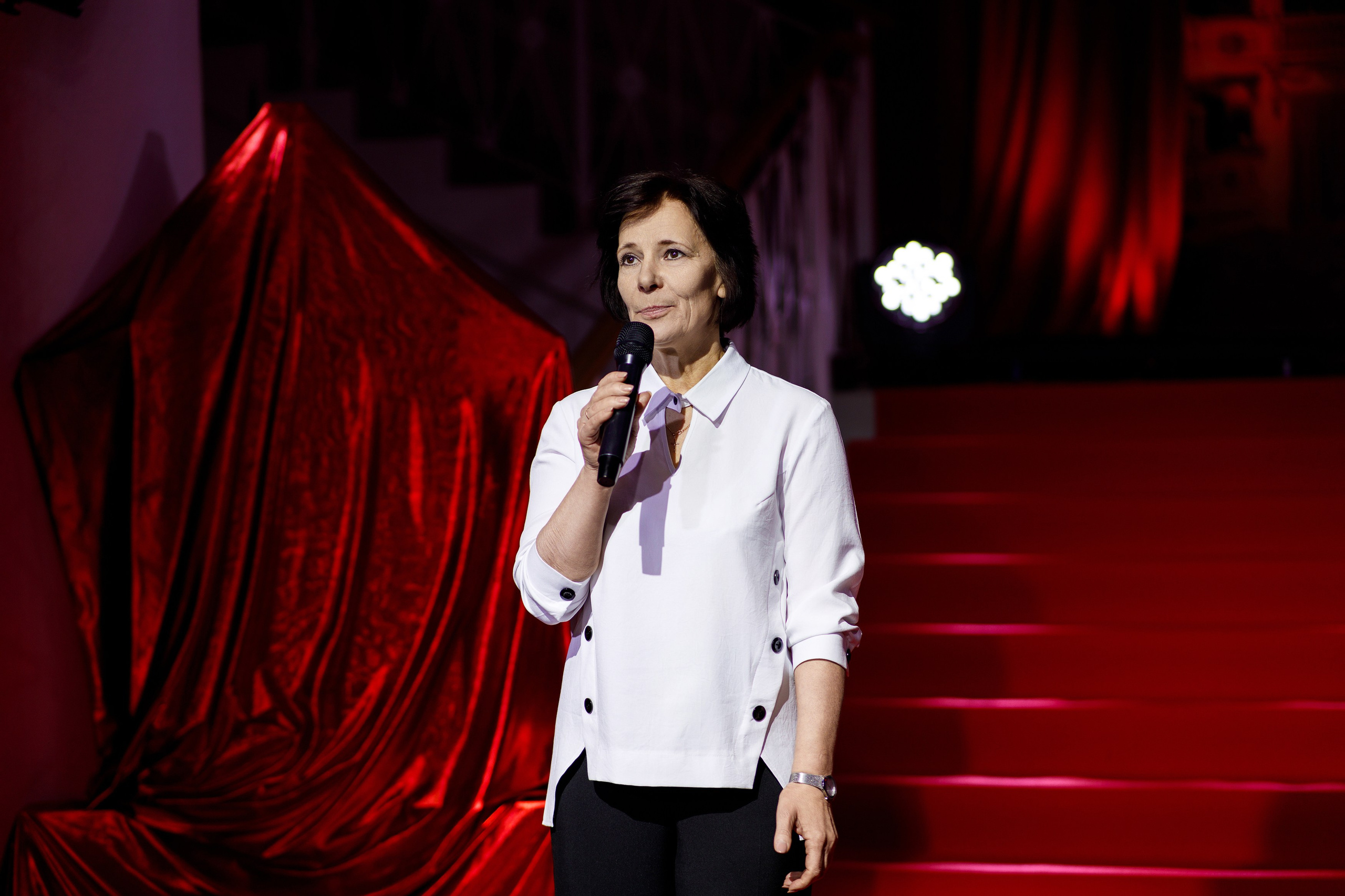 Награждение победителя конкурса «Учитель Года» г. Горнозаводск. Фотограф Дмитрий Молчанов | Фотограф Пермь | Фотограф