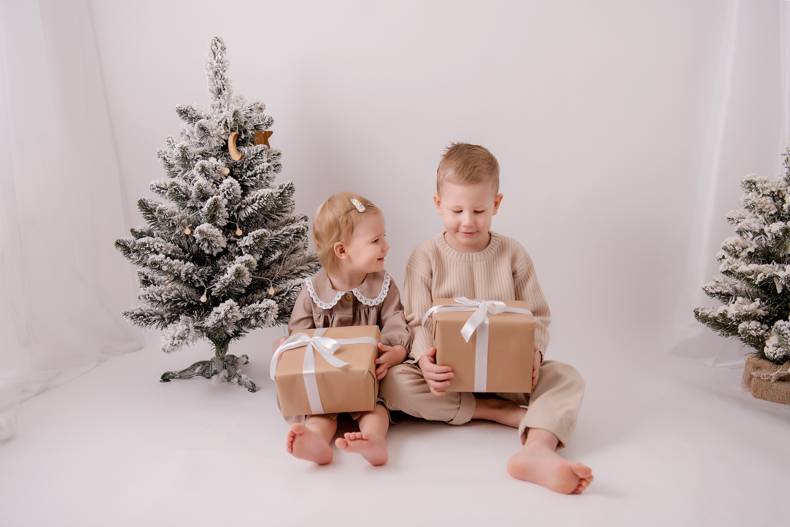 Гоша и Ариша. Детский фотограф в Долгопрудном и Москве