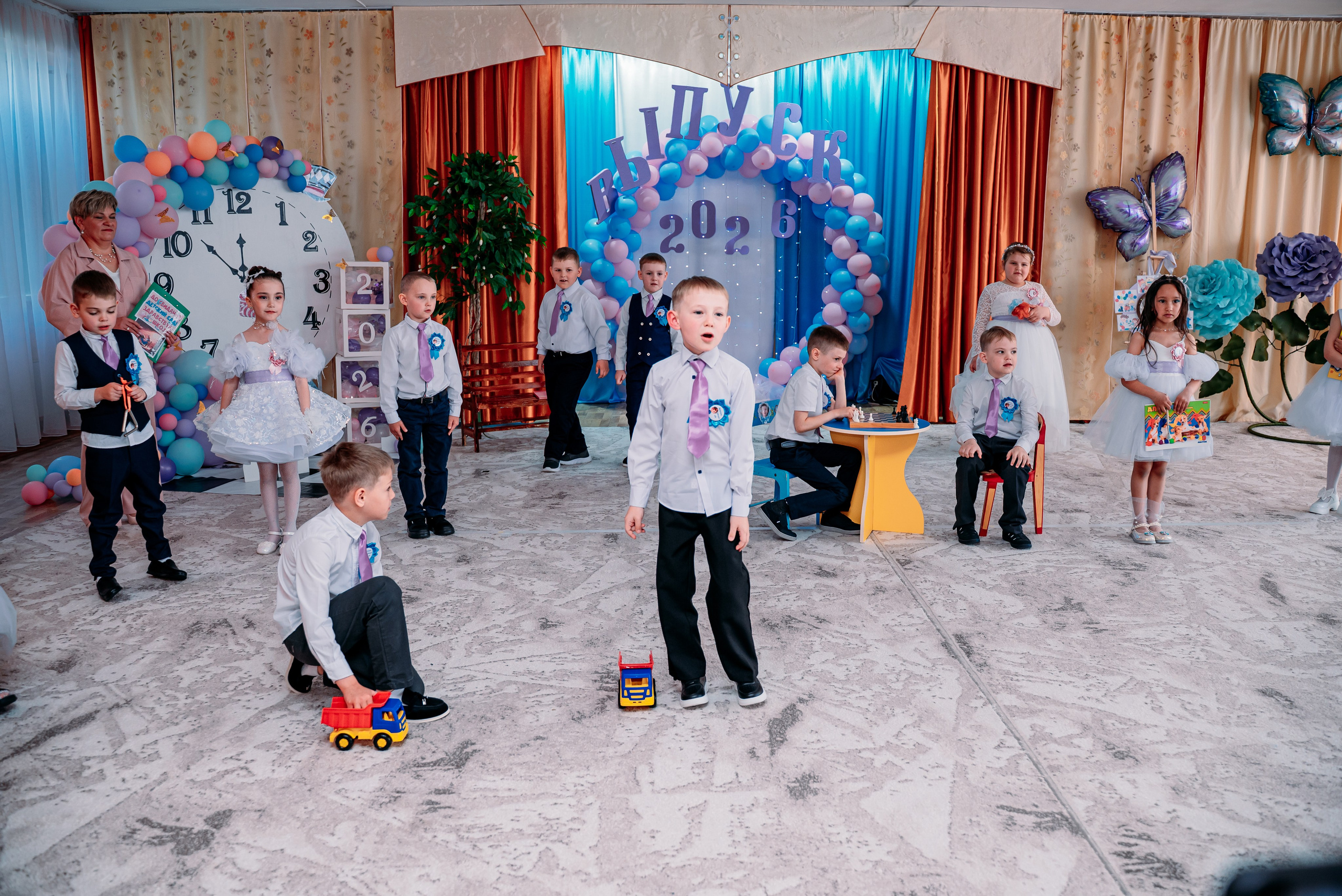 Выпускной 2026 детский сад 59. Фотограф Алёна Царькова. Киселевск