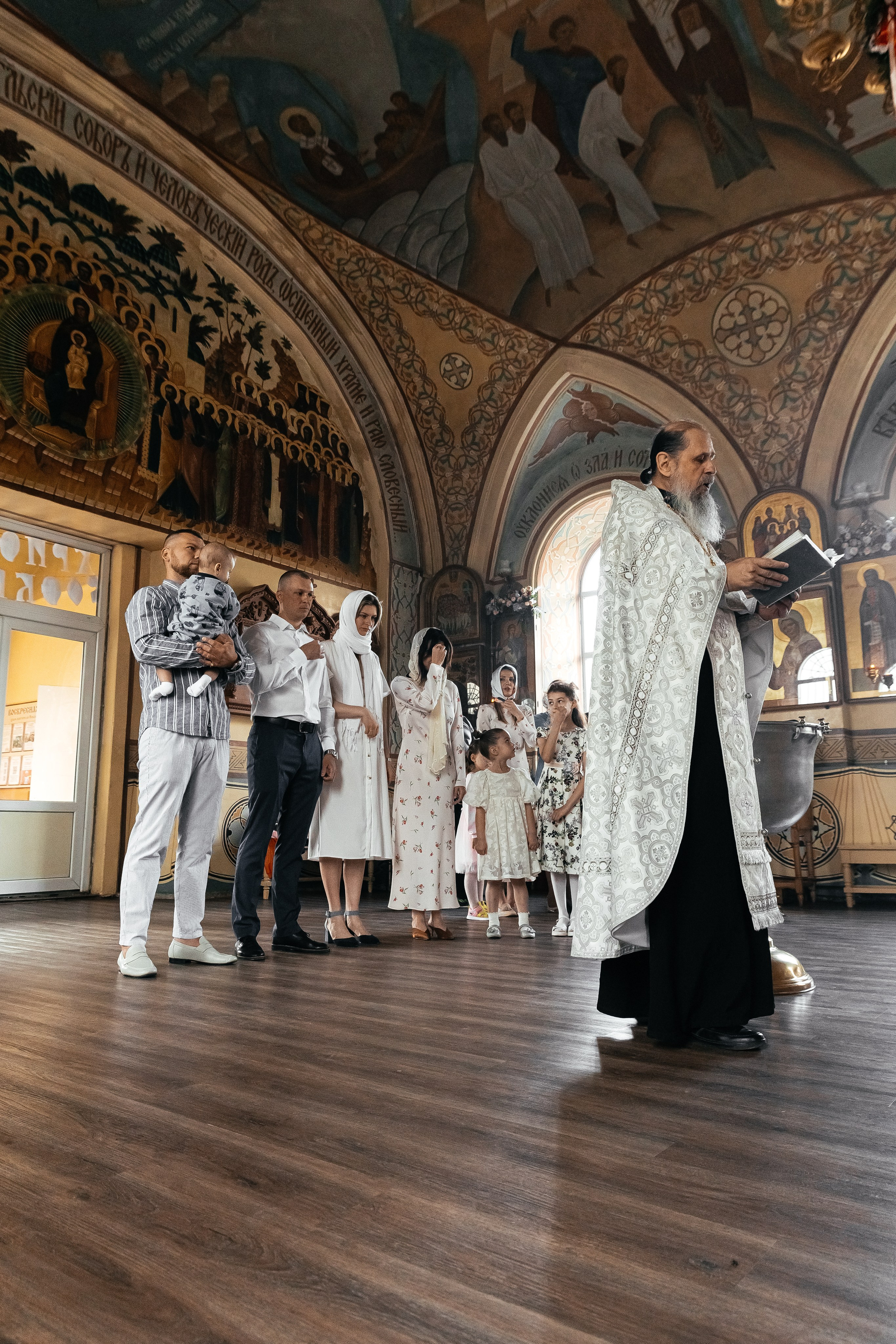 Крестины Романа. Главная