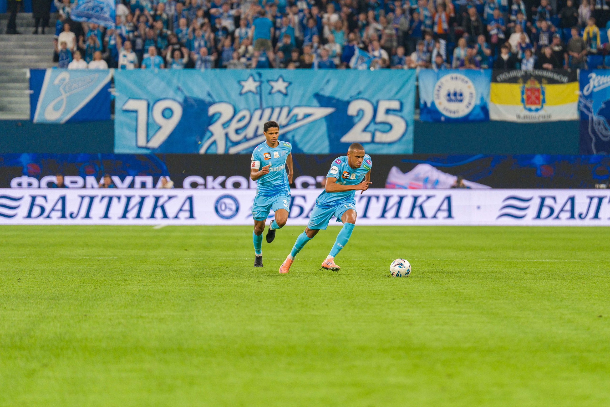 Zenit vs Baltika — RPL 2025/26 match gallery at Gazprom Arena | Anton Gauf. Sports Photographer in Saint Petersburg | Anton Hauff