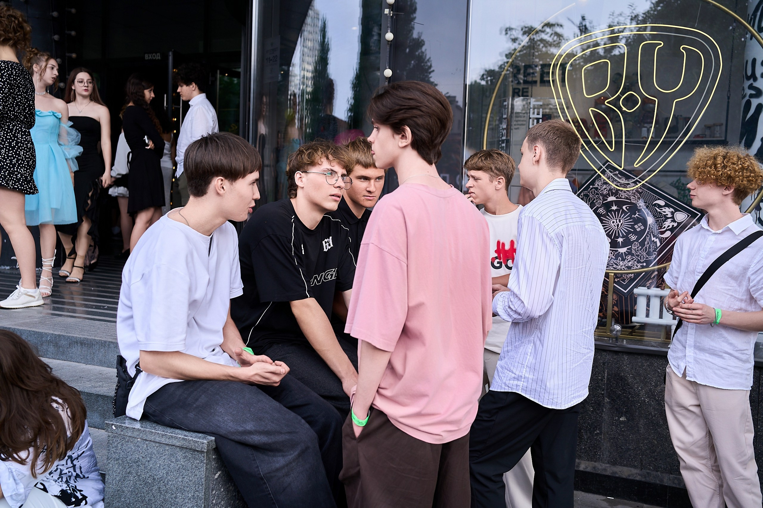 Выпускной 9 класс 2024. Фотограф и Видеограф в Москве. Олег Корушев