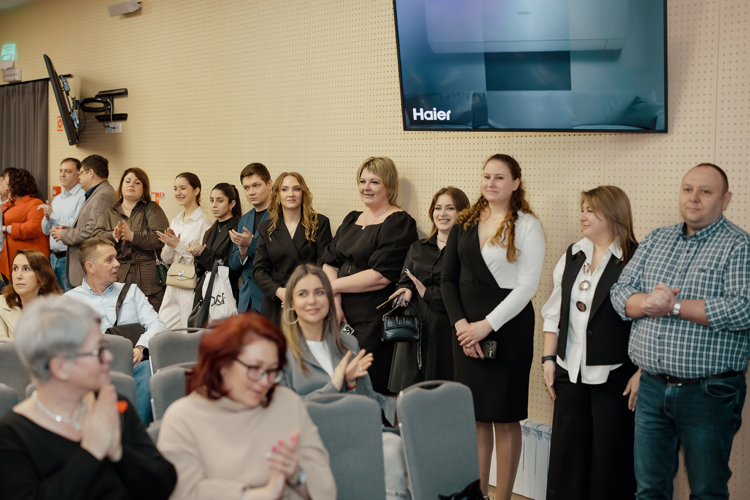 Haier. Свадебный фотограф