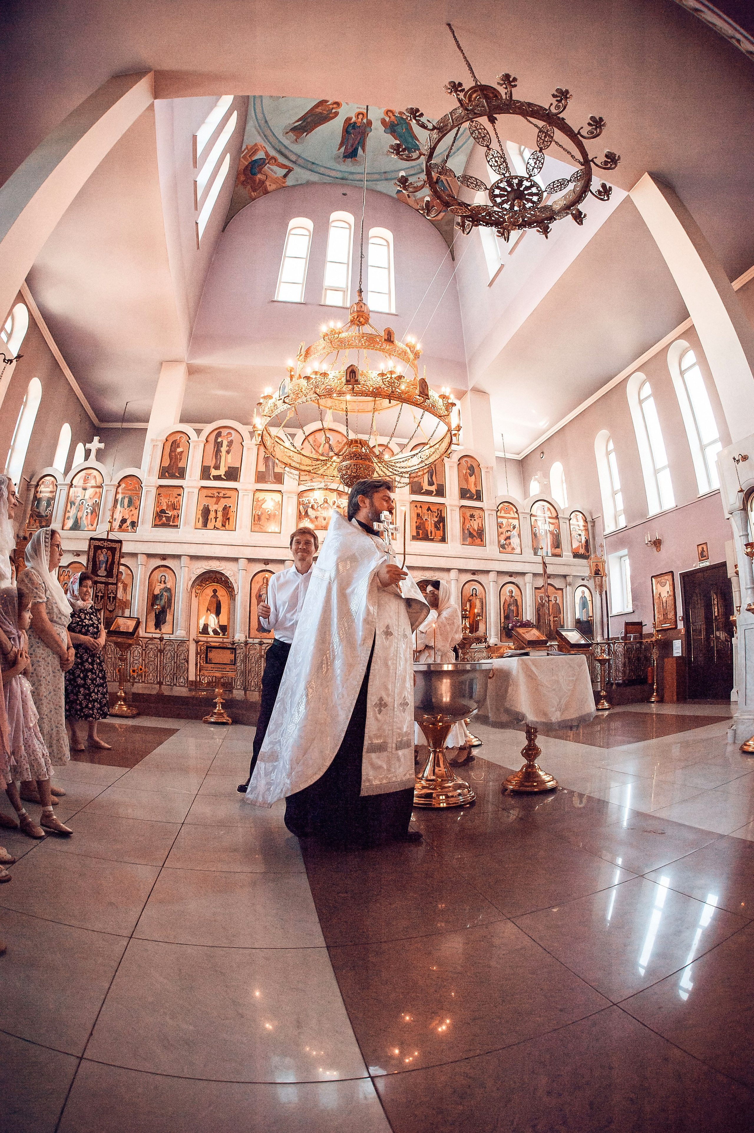 ТАИНСТВО КРЕЩЕНИЯ Федора храм Архангела Михаила. Фотограф на Таинство Венчания и Крещения в Краснодаре Абрамова Людмила