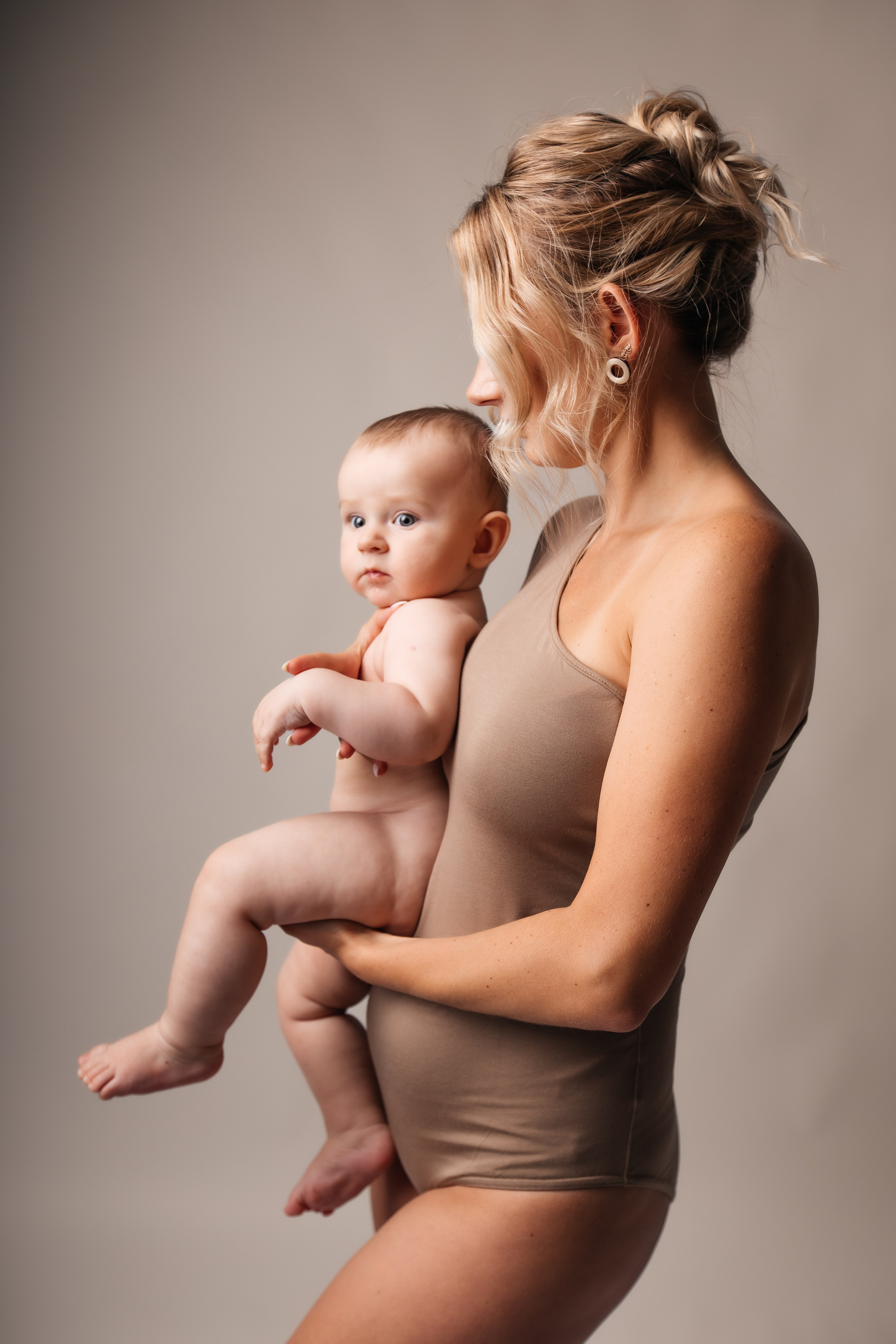 Мама и малыш. Колесникова Татьяна. Фотограф новорожденных Щёлково, Москва, Королев