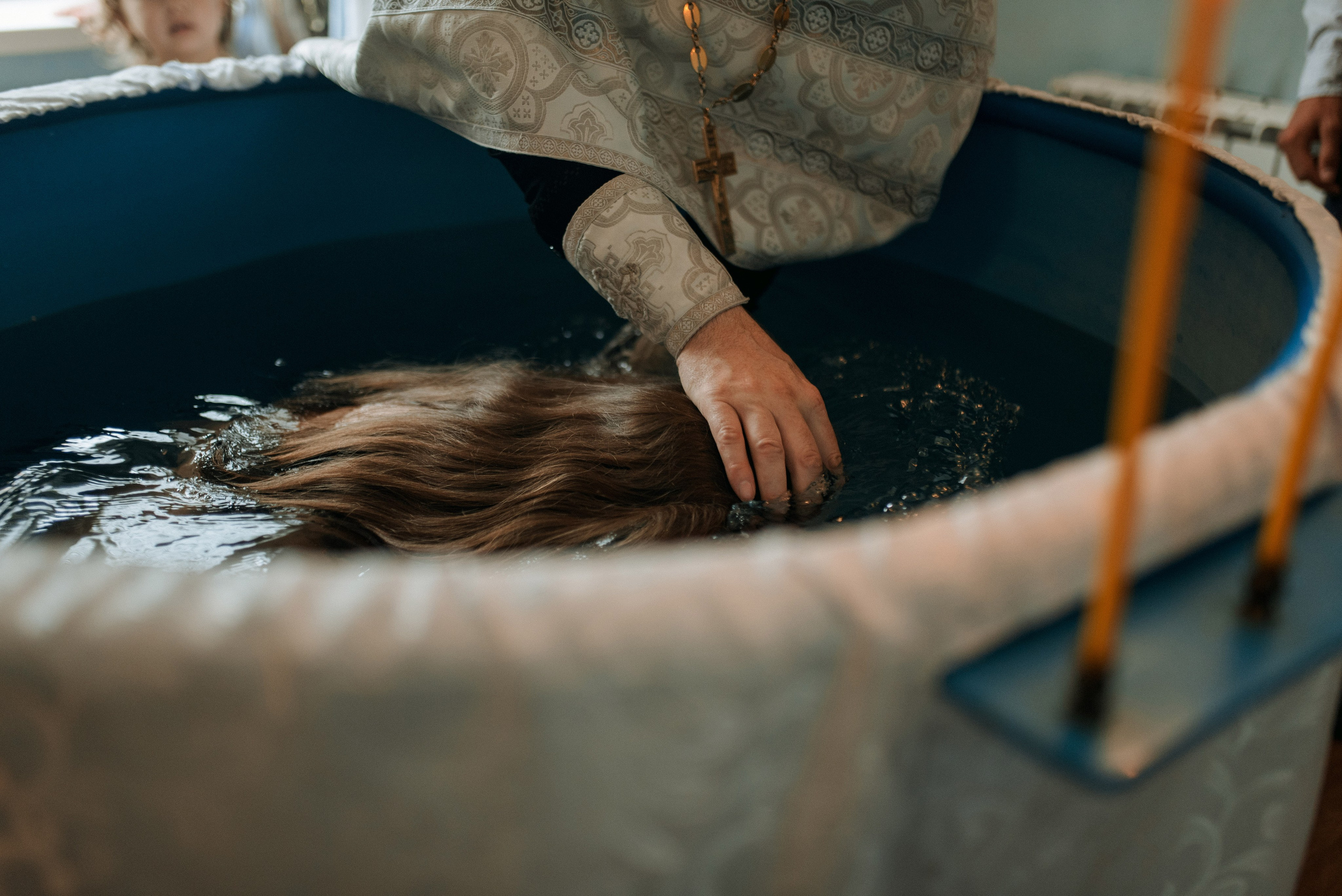 Крещение Даши и Алены. Семейный документальный фотограф в Волгограде Мариэта Додина