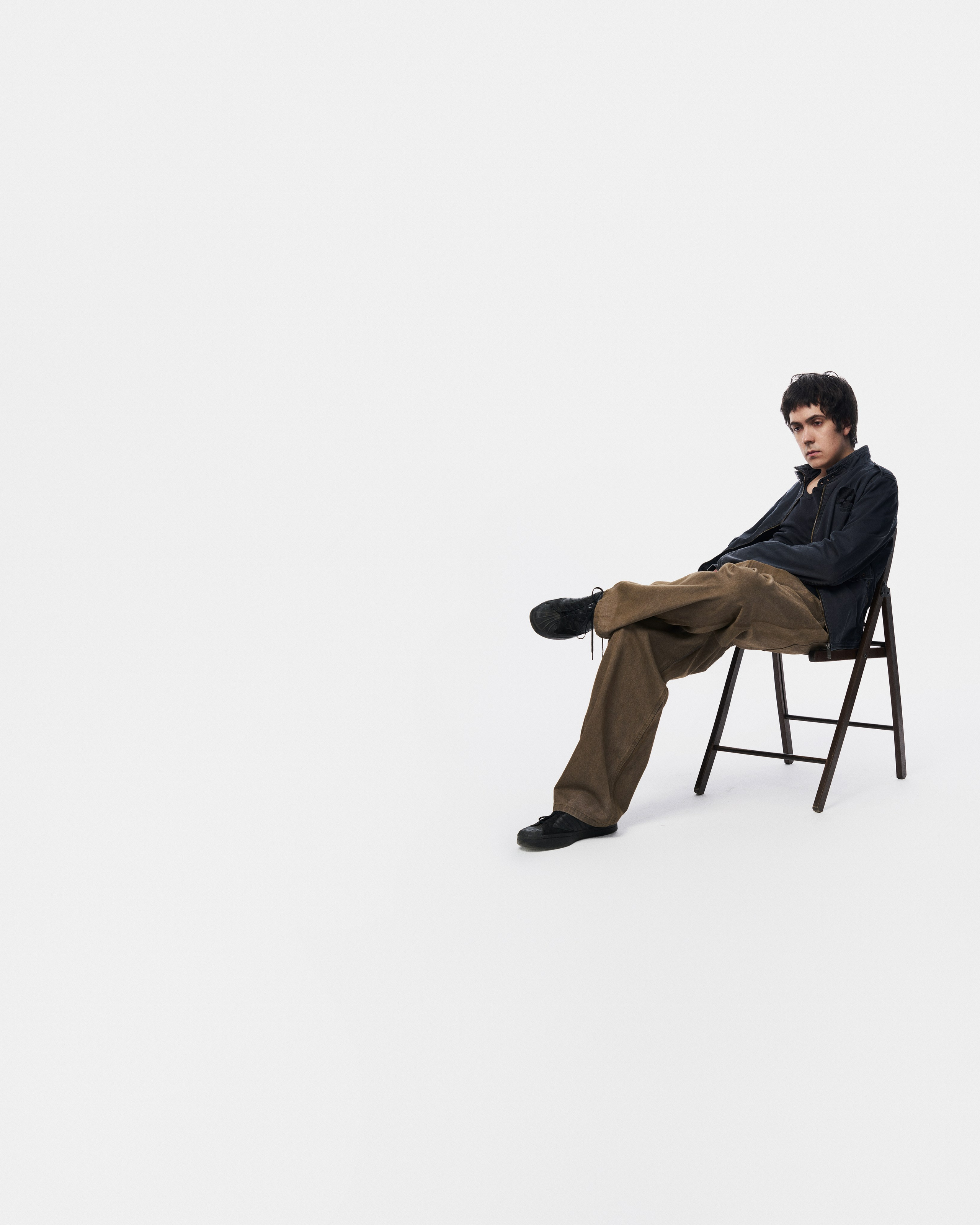 Тима ищет свет. Nadezhda Diskant is a Moscow and Saint Petersburg based photographer