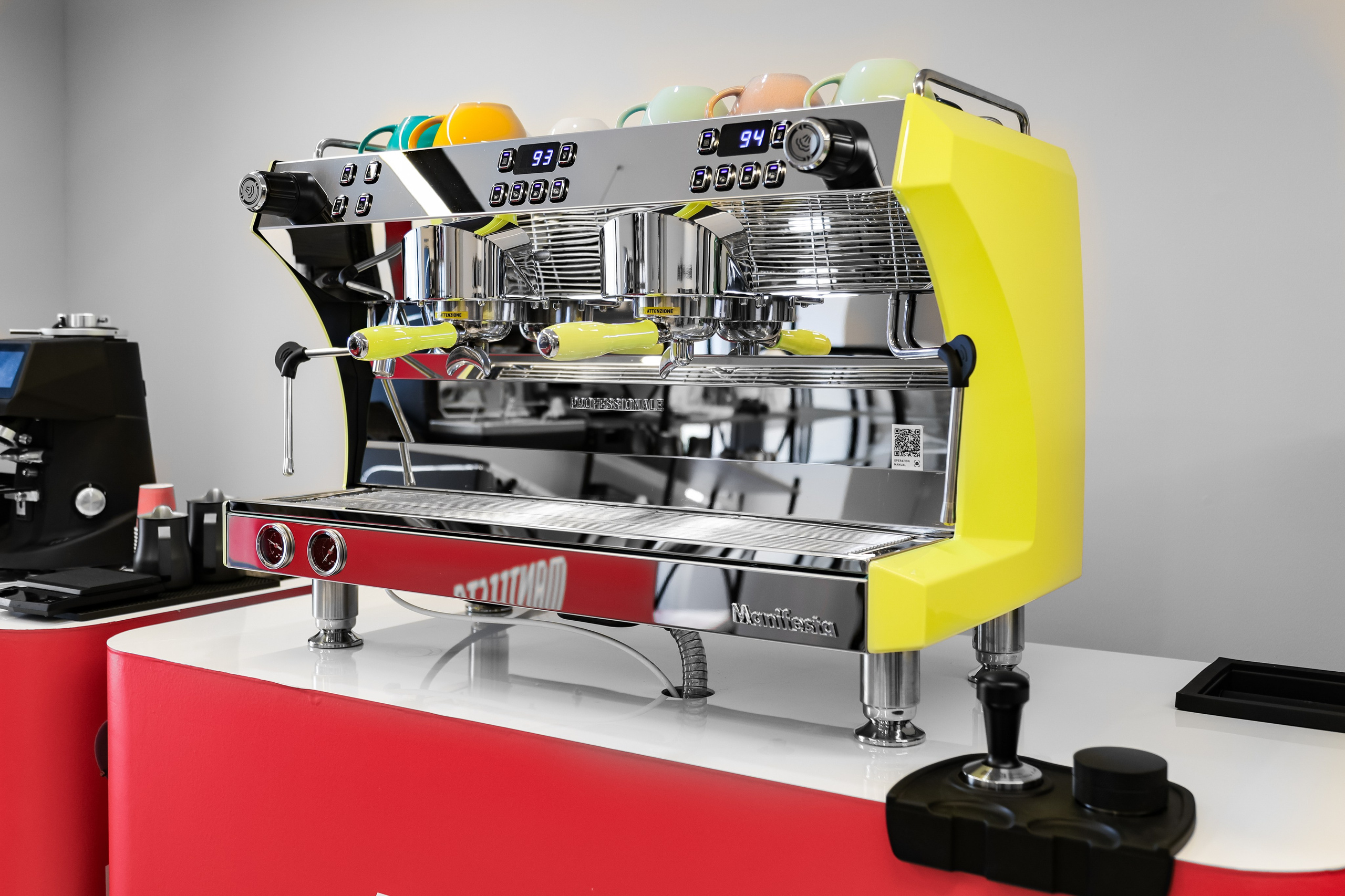 COFFEE MACHINES FOR MARKETPLACE. Mixturecaptures