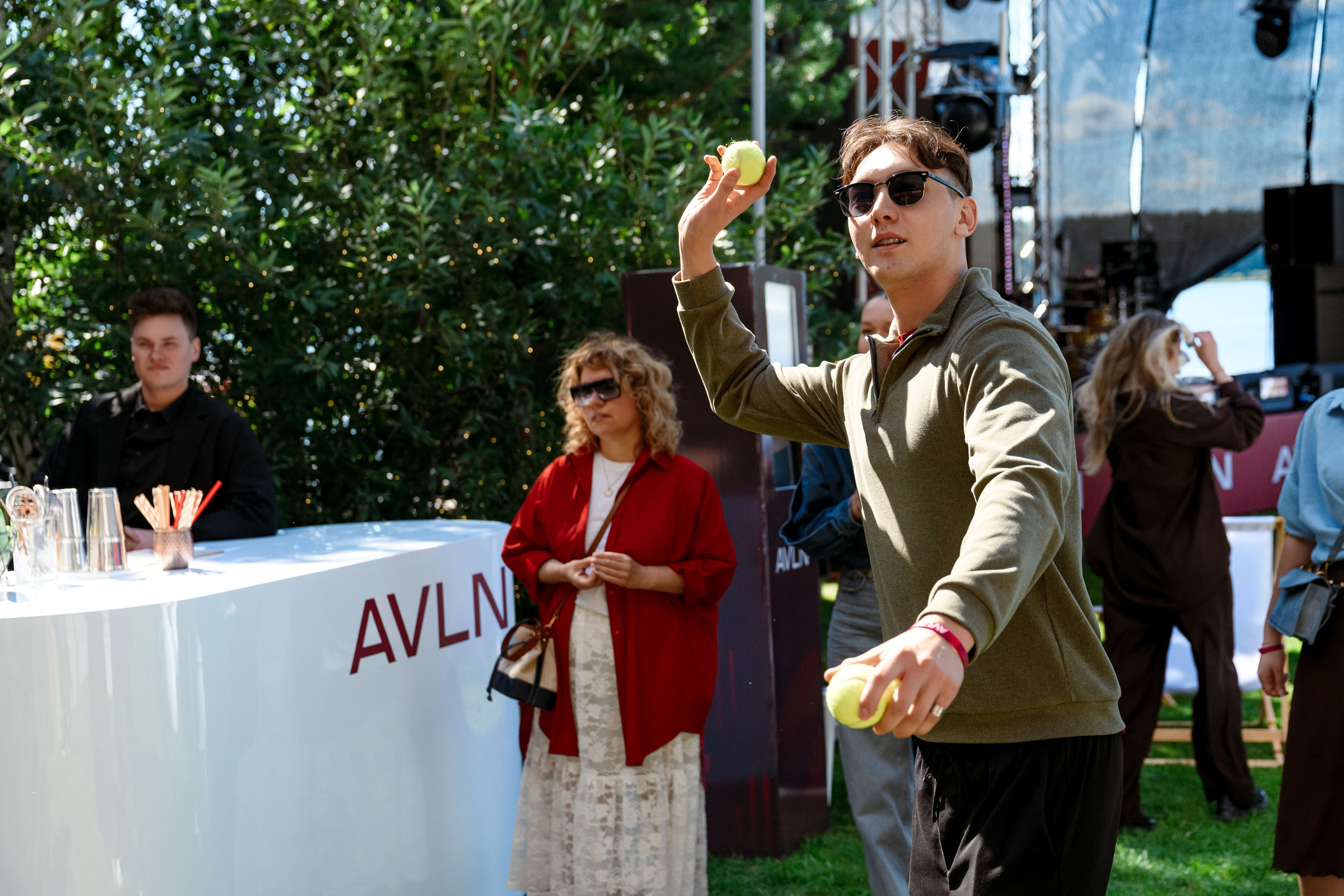 AVLON. Максим Комаров — Профессиональный фотограф