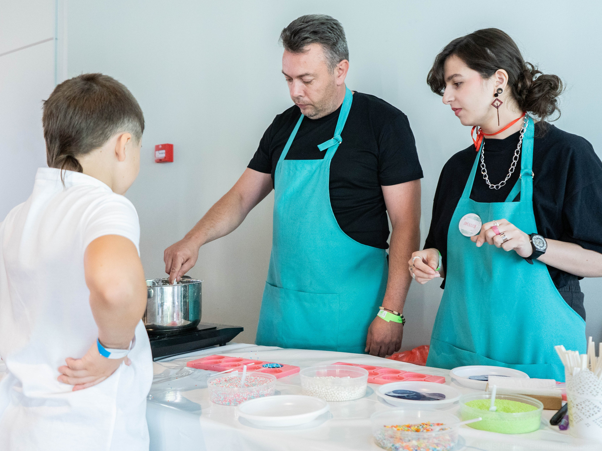 «МИР МИСИС — ЭТО МЫ!». Фотограф, оператор-монтажер, продюсер медиа проектов в Москве