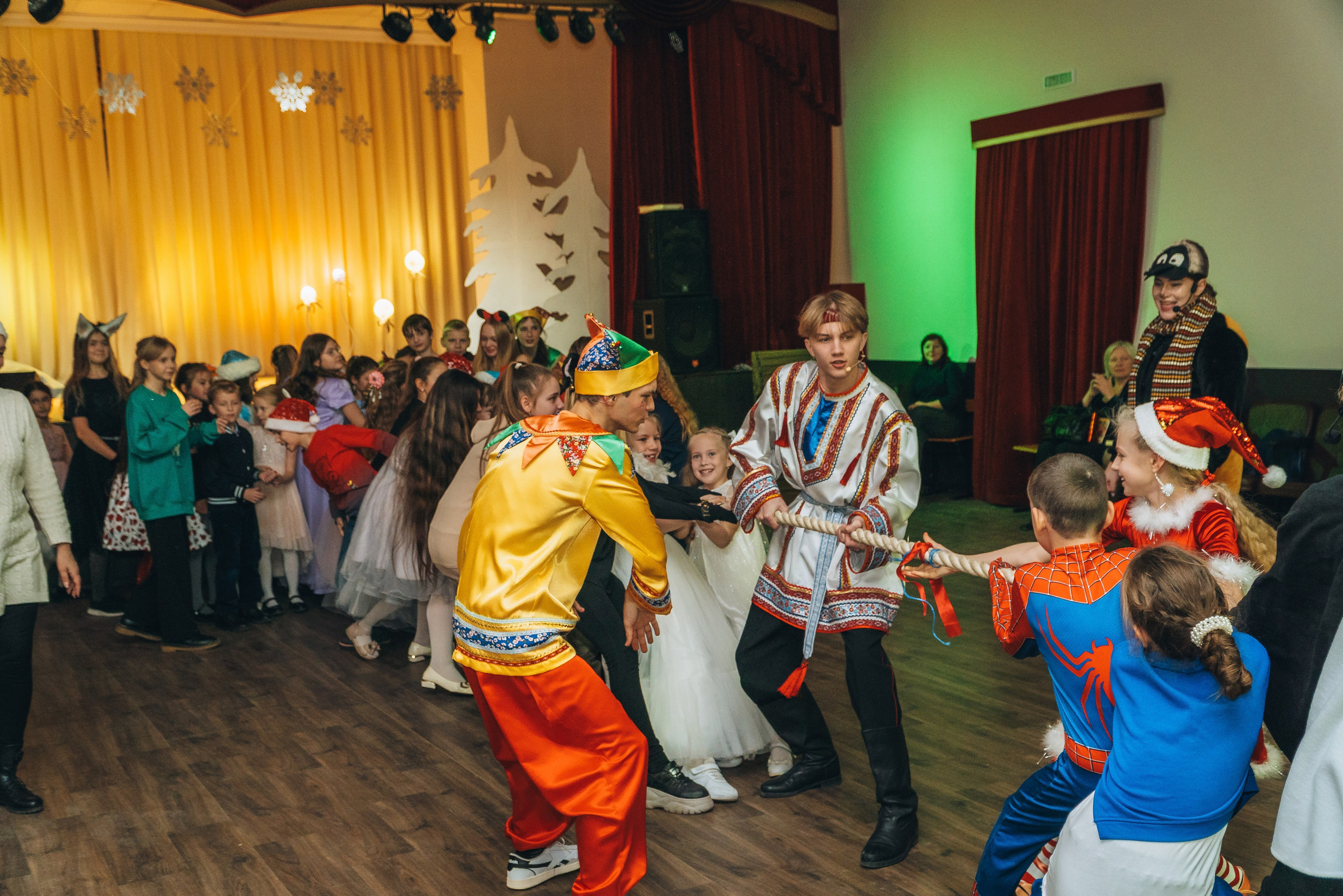 «Сказка о Новом годе и богатыре настоящем». Новотитаровский Дом культуры