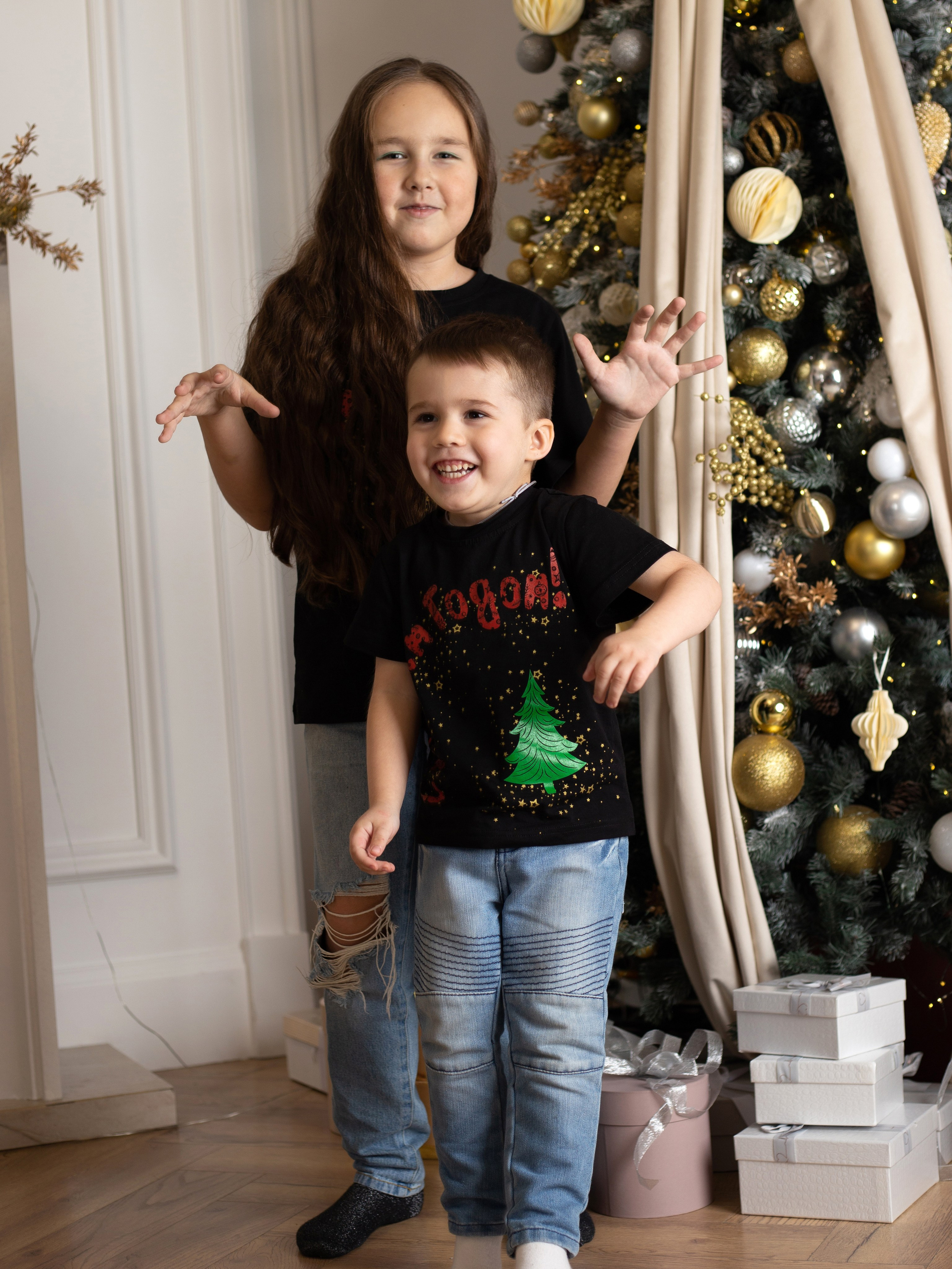 Новогодние футболки. Фотограф для различных событий, проектов, маркетплейсов, сайтов и мероприятий в Екатеринбурге