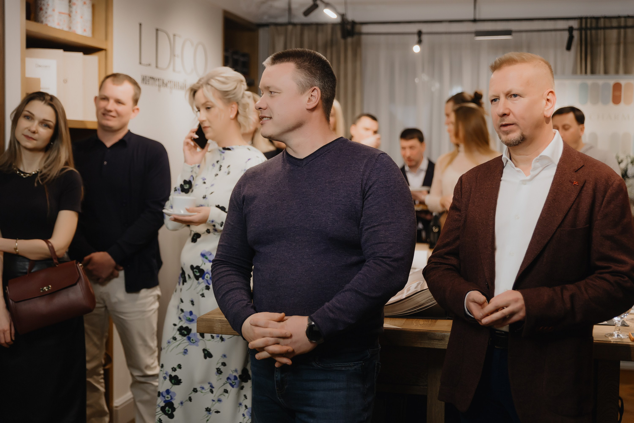 Открытие нового пространства интерьерного салона L. DECO в феврале 2025. L. Deco интерьерный салон. Краски/обои/лепной декор