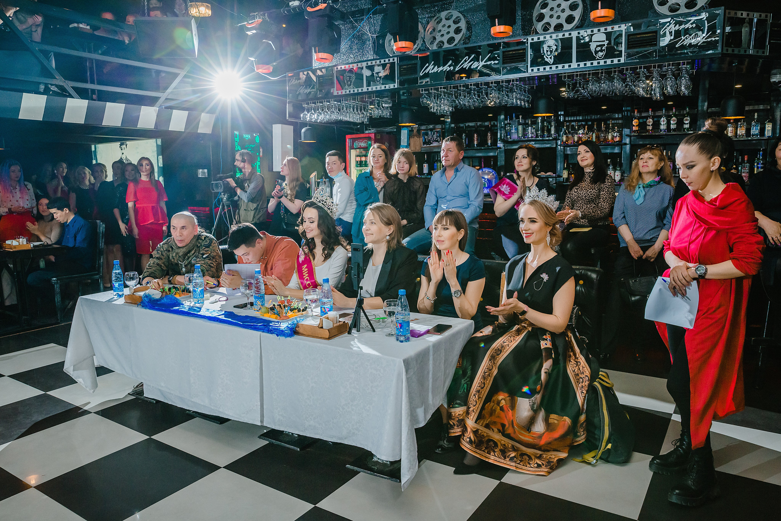 Шоу Талантов Миссис Бурятия. Фотограф и видеограф в Улан-Удэ: Аюна Габагуева и Артём Шаханов