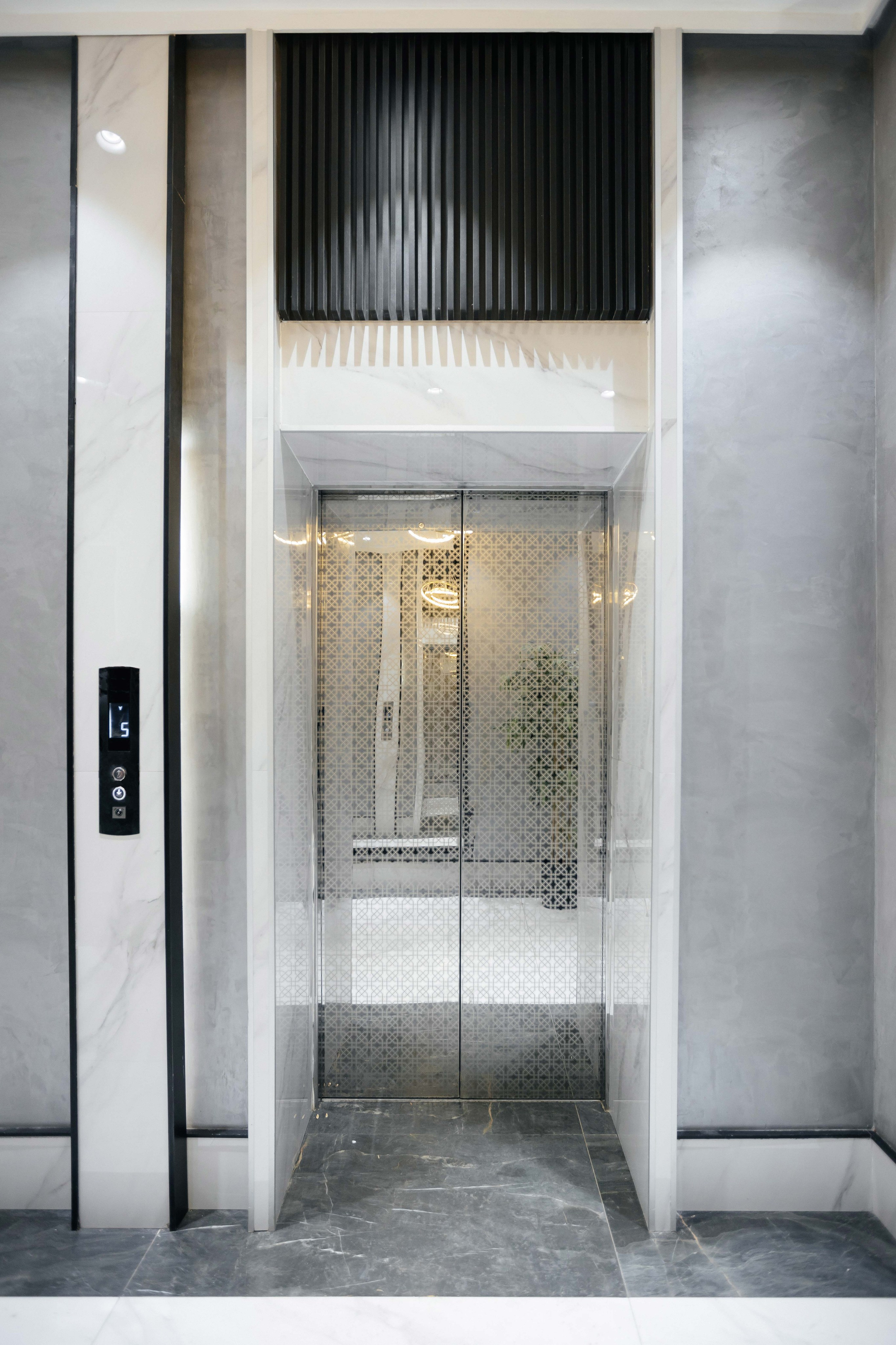 Проект 4. Lift Master. Дата: март 2023. Профессиональный фотограф в городе Астана/Алматы Даурен Сембаев