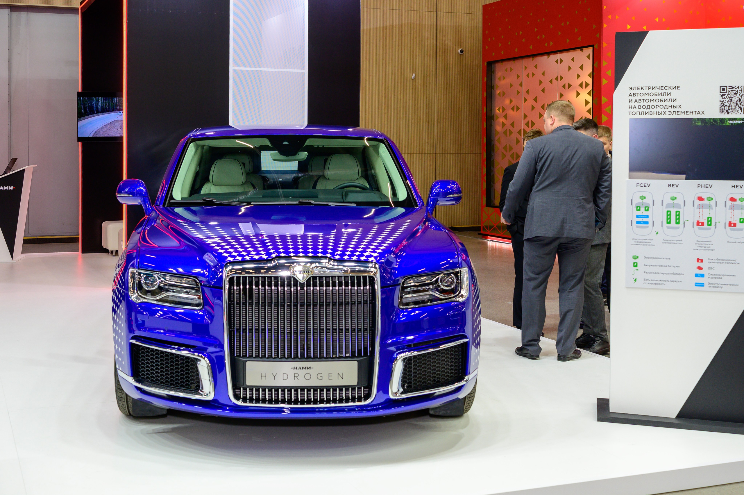 «ИННОПРОМ. Беларусь» — это международная промышленная выставка, объединяющая представителей различных отраслей промышленности, инновационных компаний, инвесторов и государственных структур. Это уникальная платформа для обмена опытом, внедрения новых идей и технологий, что способствует повышению актуальности отрасли и развитию сотрудничества между странами.#БольшаяпромышленнаянеделявМинске @belexpo_by@ph.andrey_puhach #bigindustrialweek #bigindustrialwee