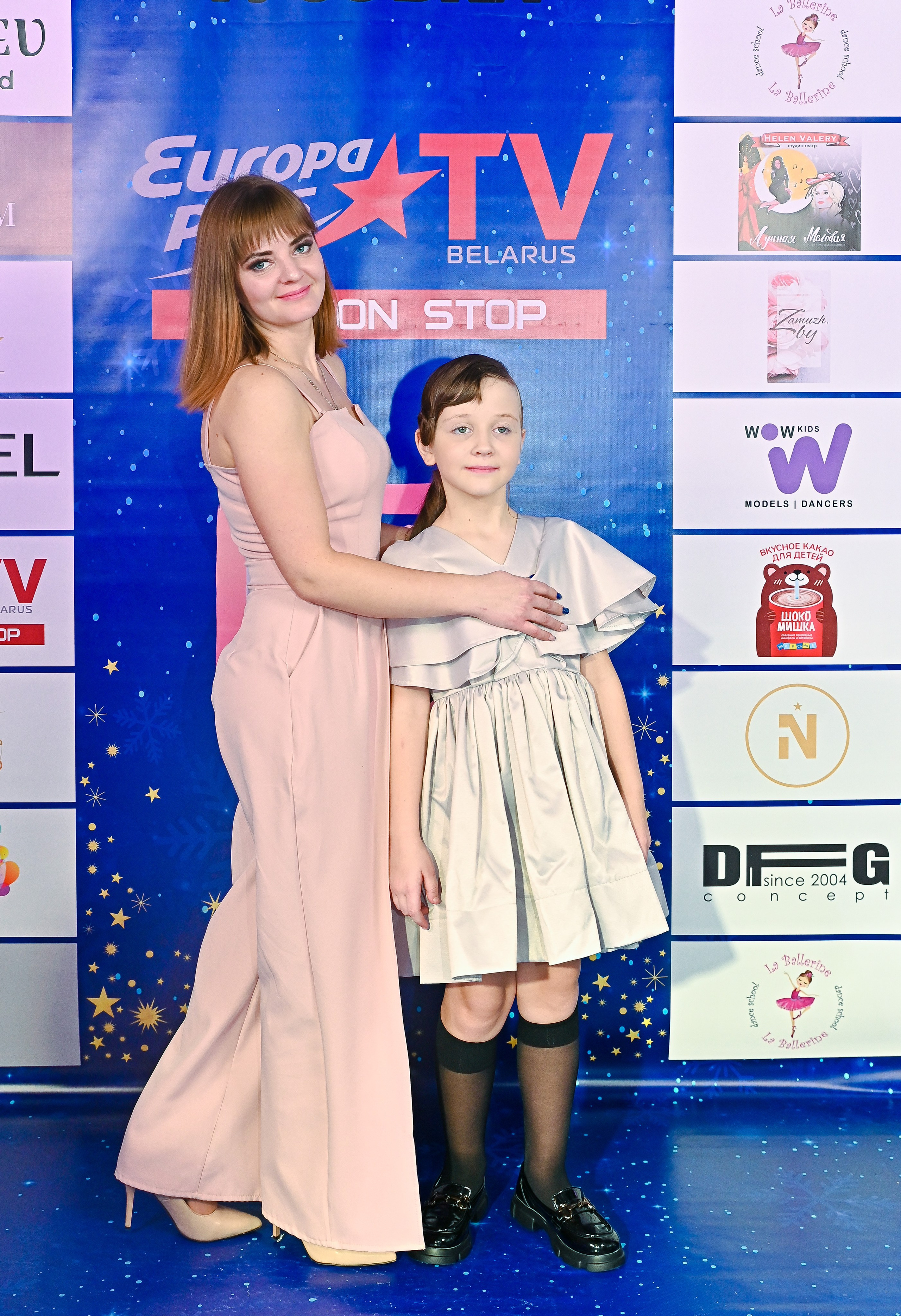 Большая новогодняя тусовка. Фотоуслуги, услуги фотографа, фотографирование важных событий