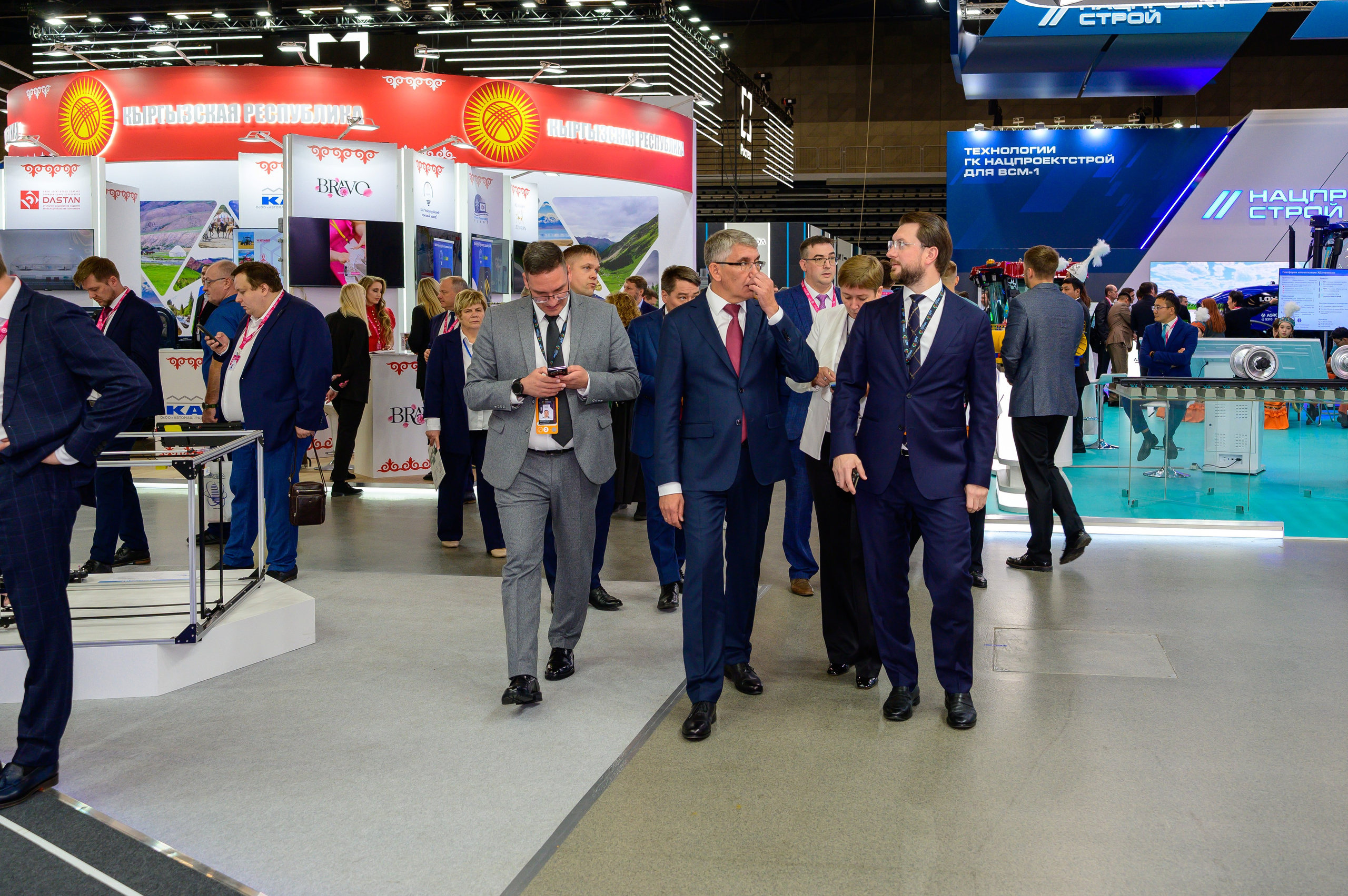 BigindustrialweekBelarus. Фотоуслуги, услуги фотографа, фотографирование важных событий