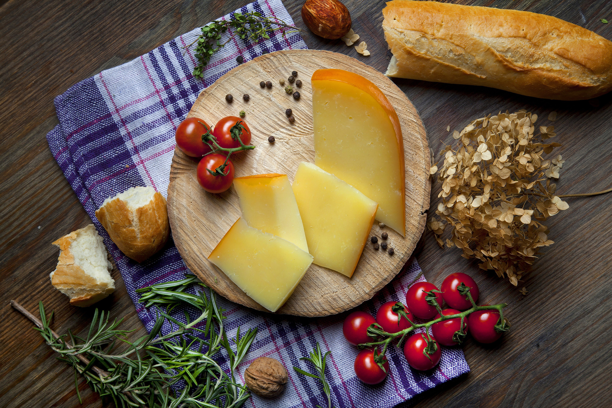 Рекламные фото. Сыры. Фотограф Мария Кольцова