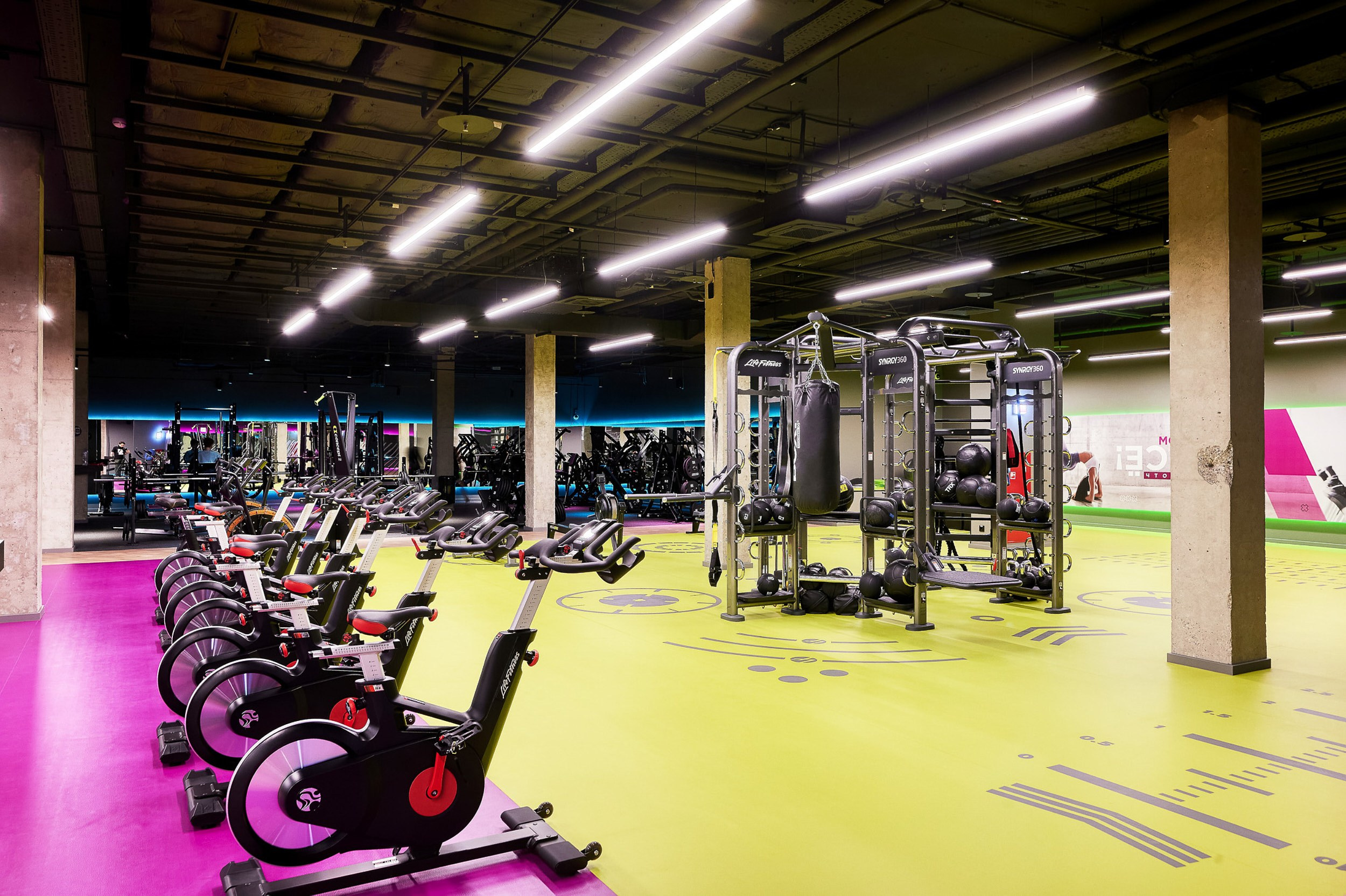 Клиники и салоны. Герман Лепёхин коммерческий фотограф в Москве: репортаж, портреты, интерьеры, производство