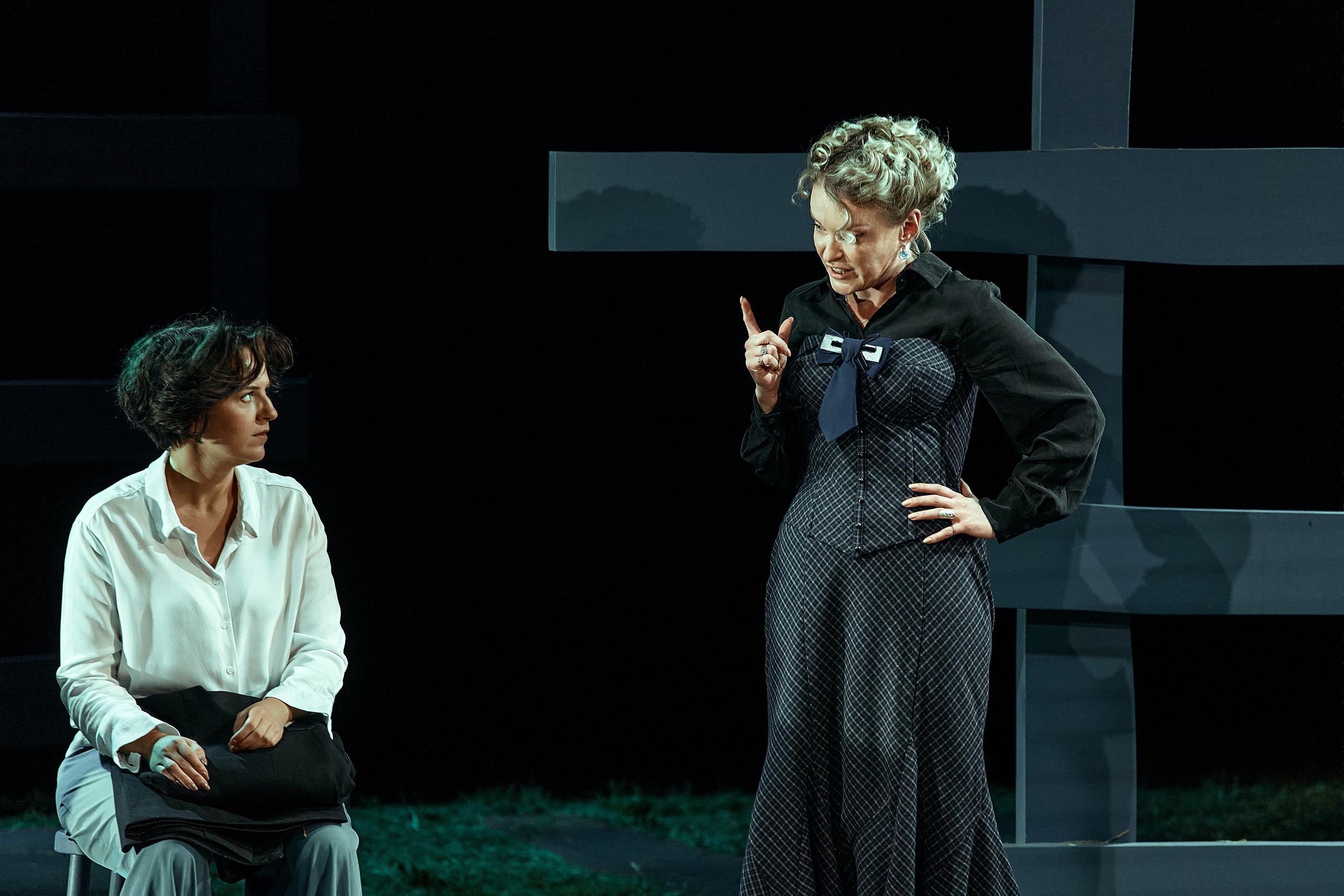 Бесприданница. Приют комедианта. Фотограф Нина Антонова