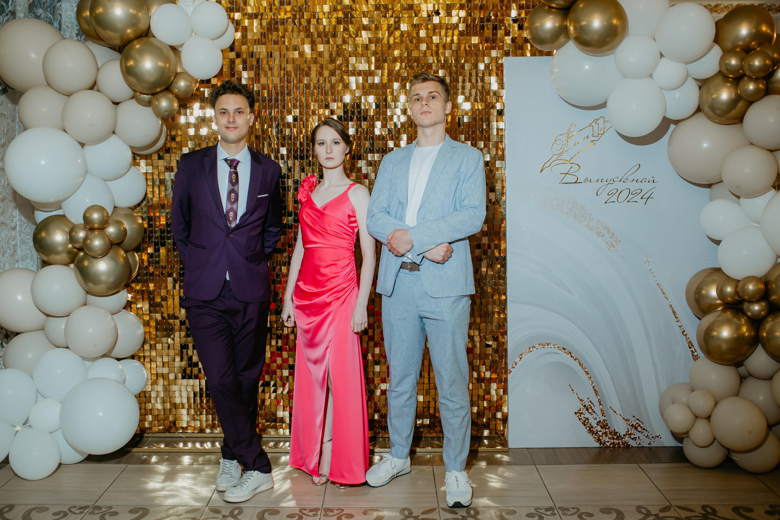 Выпускной. 11 лицей. Фотограф в Челябинске Ополихина Анна