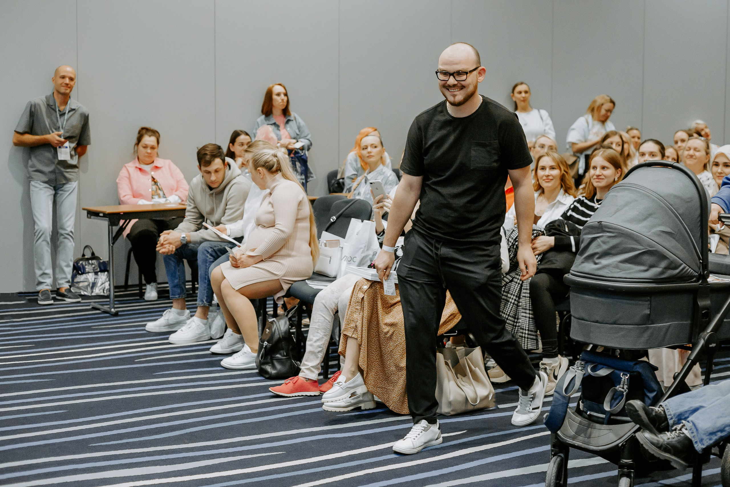 Уральский беременный форум 2024. Фотограф в Челябинске Ополихина Анна