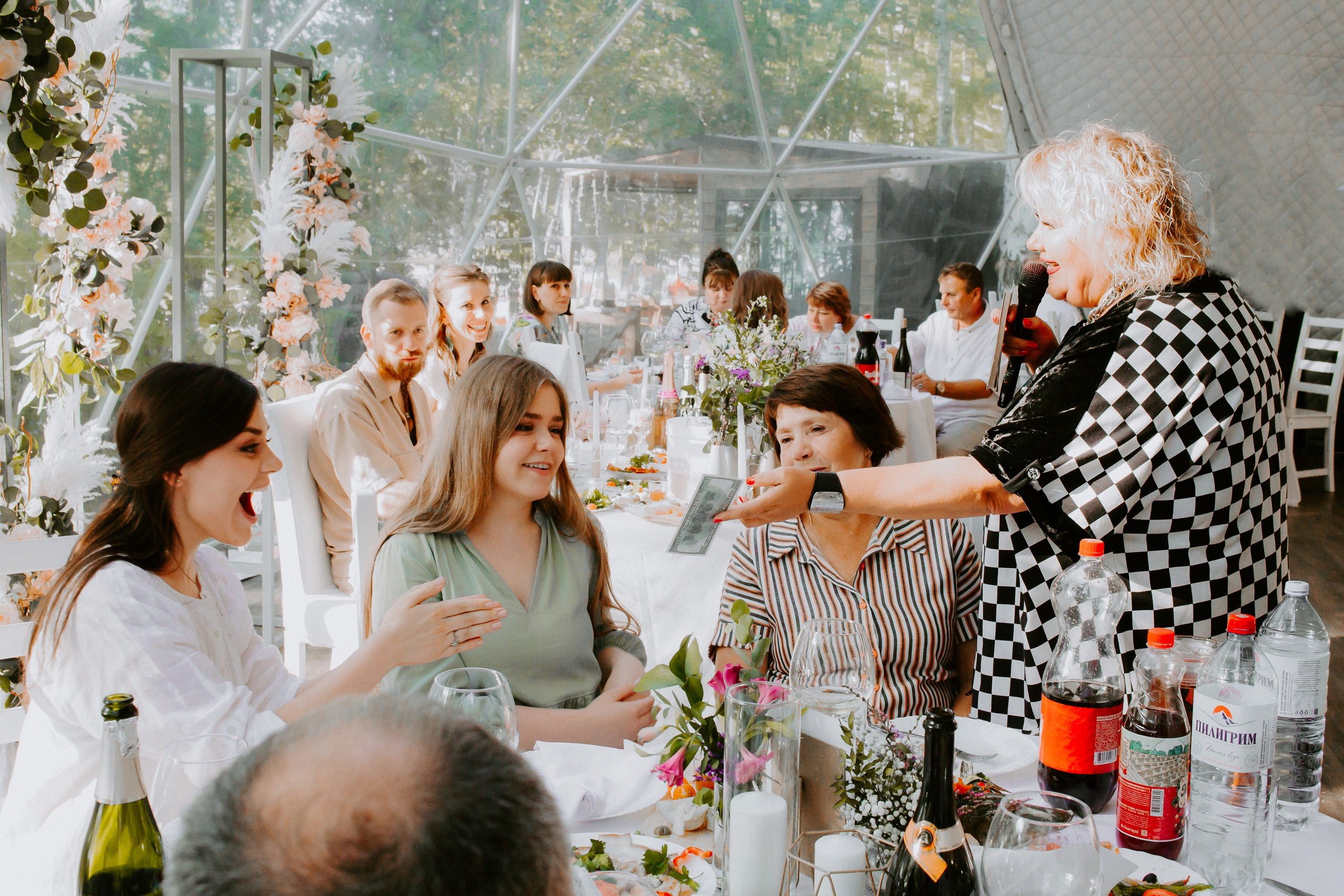 Выездная регистрация и свадебный банкет. Евгения и Илья. Фотограф в Челябинске Ополихина Анна
