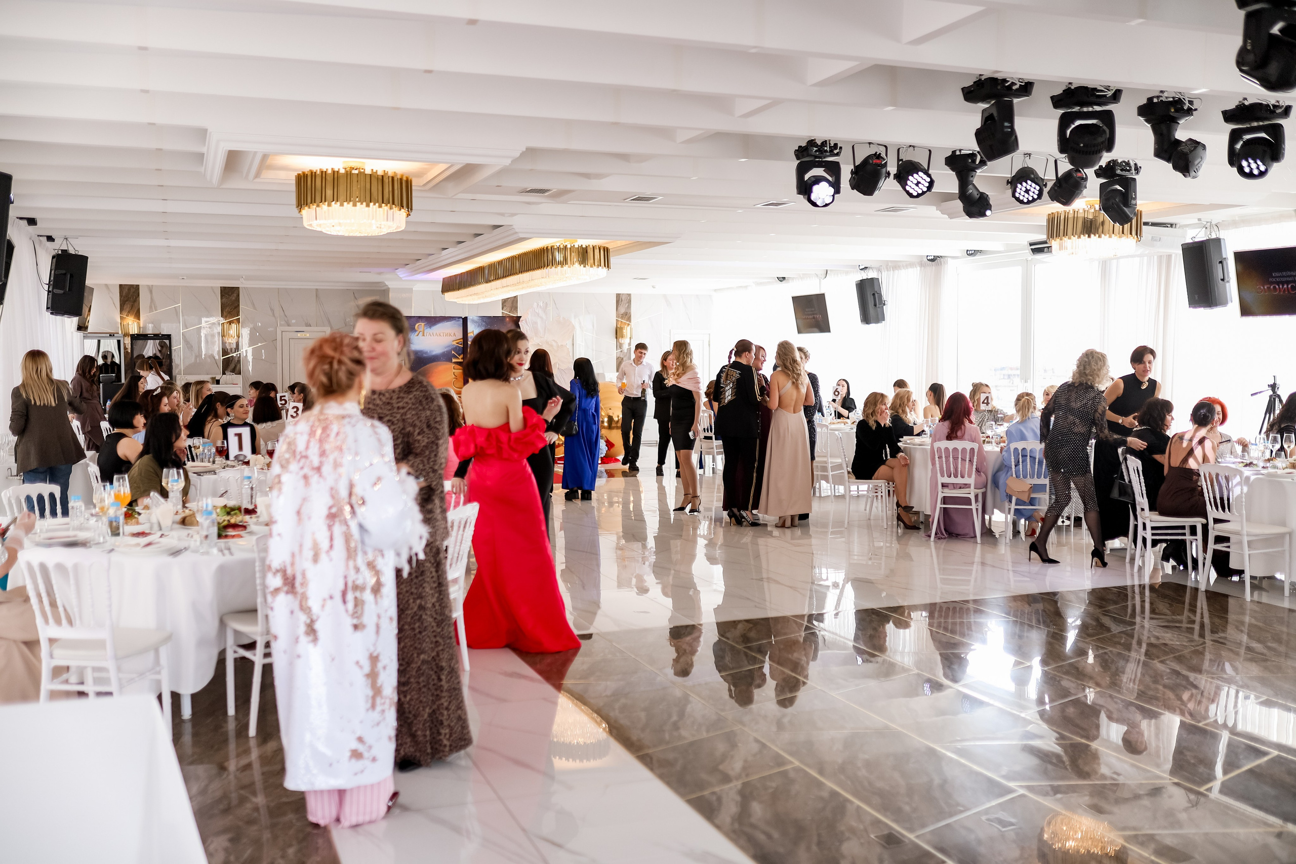 Роскошный вечер Наталии Карамянц